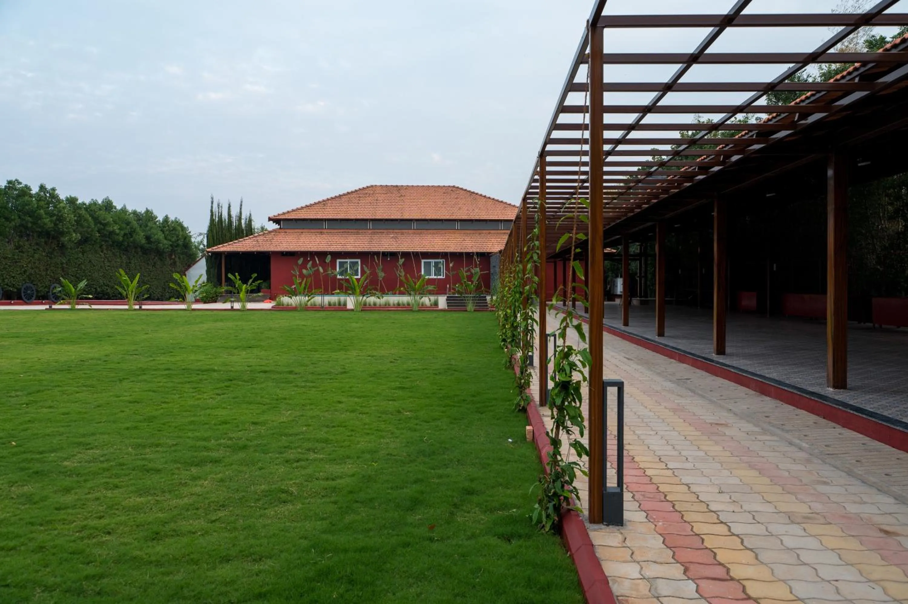 Property building in Poojaris Nirantara - Mysuru