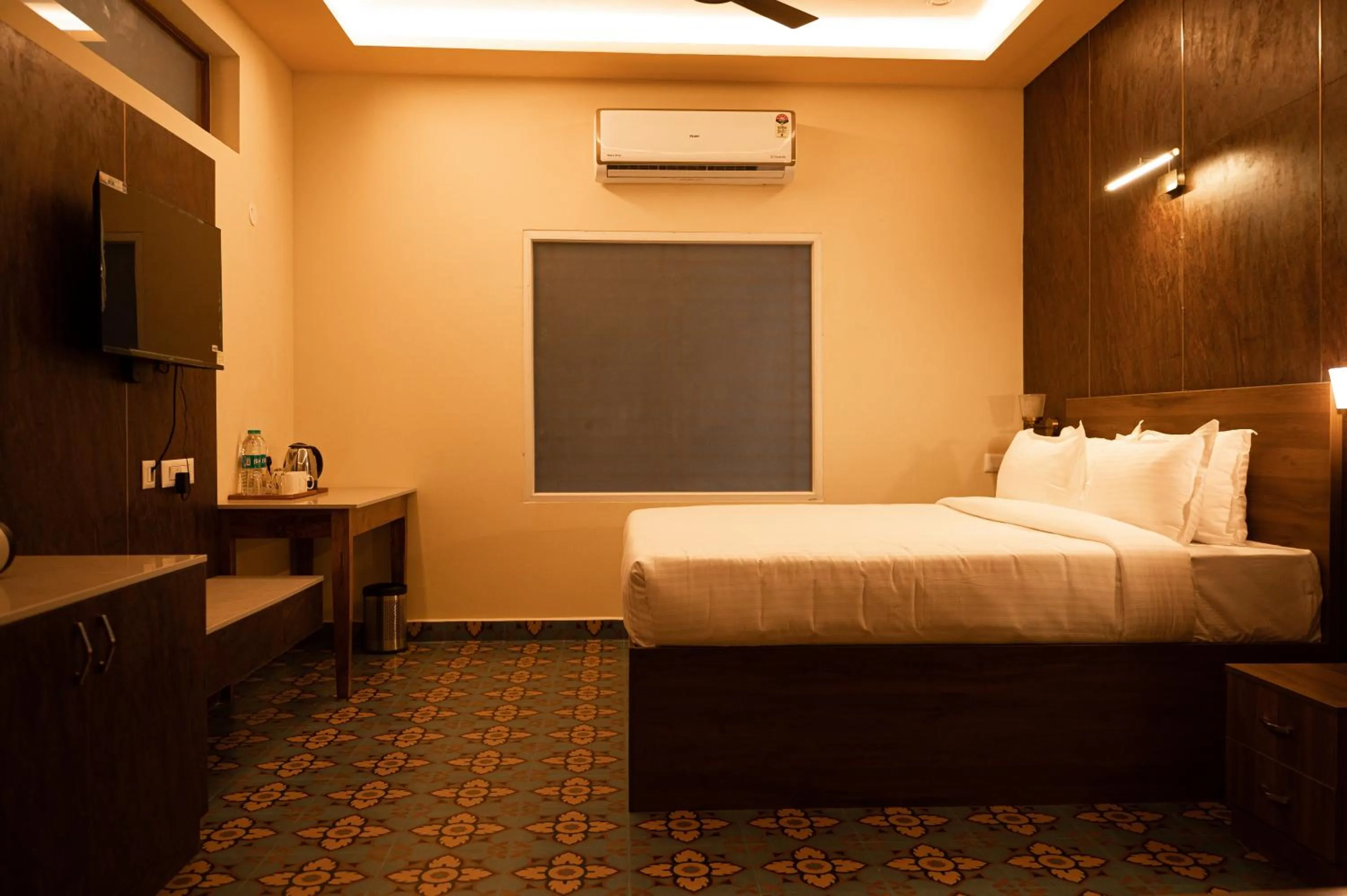 Bed in Poojaris Nirantara - Mysuru