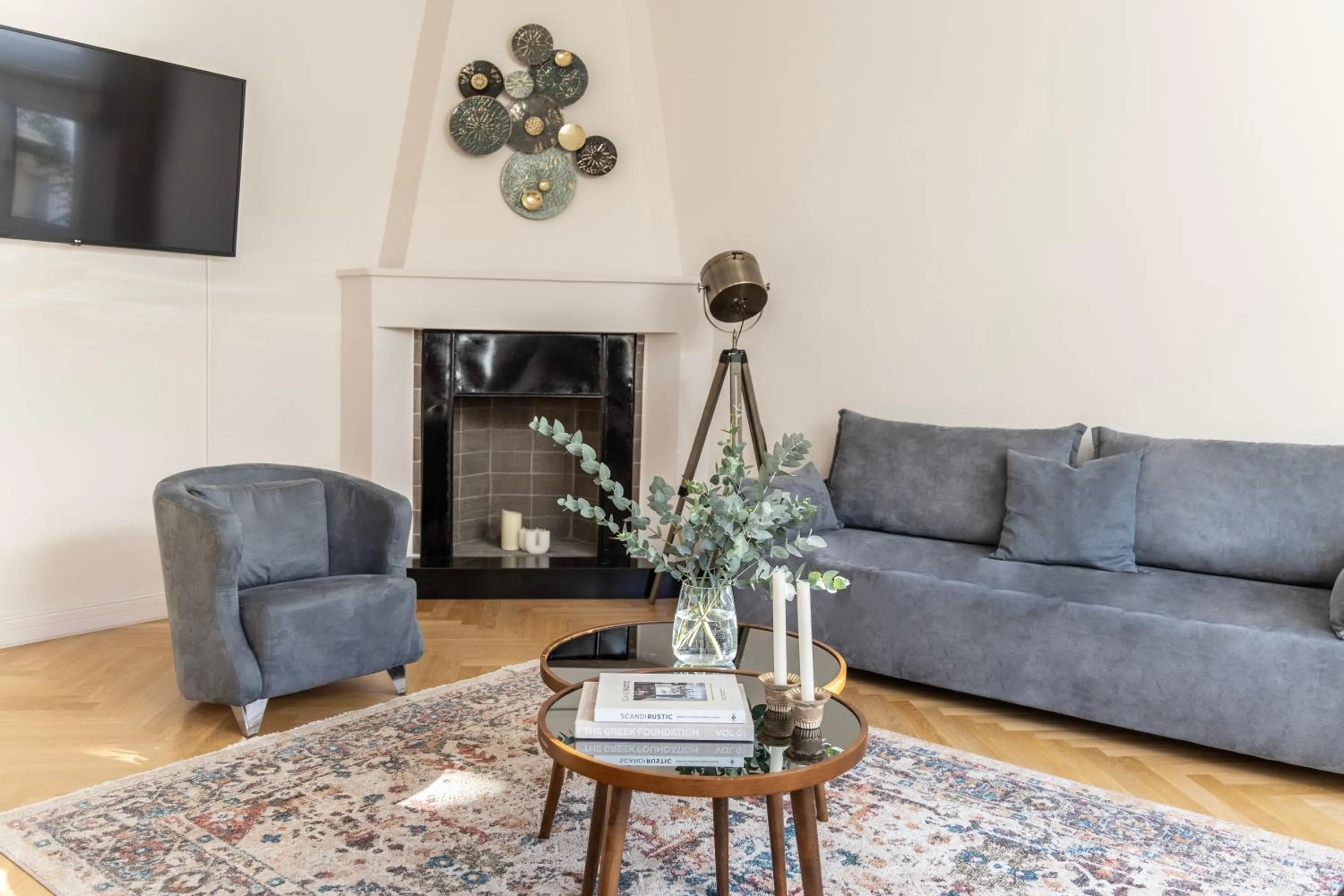 Kolonaki Chic Haven - A Downtown Retreat