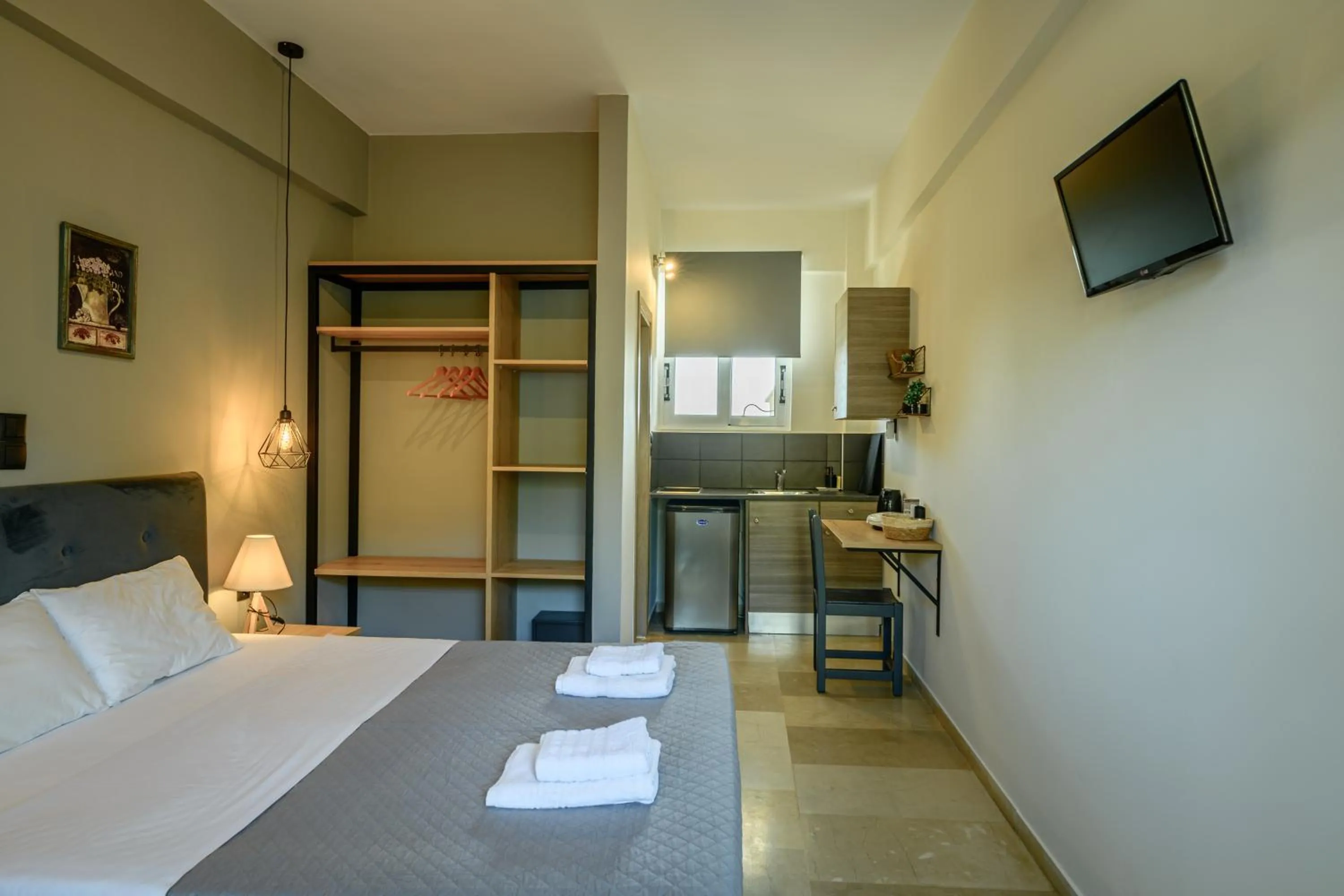 Kitchen or kitchenette, Bed in Evita Studios