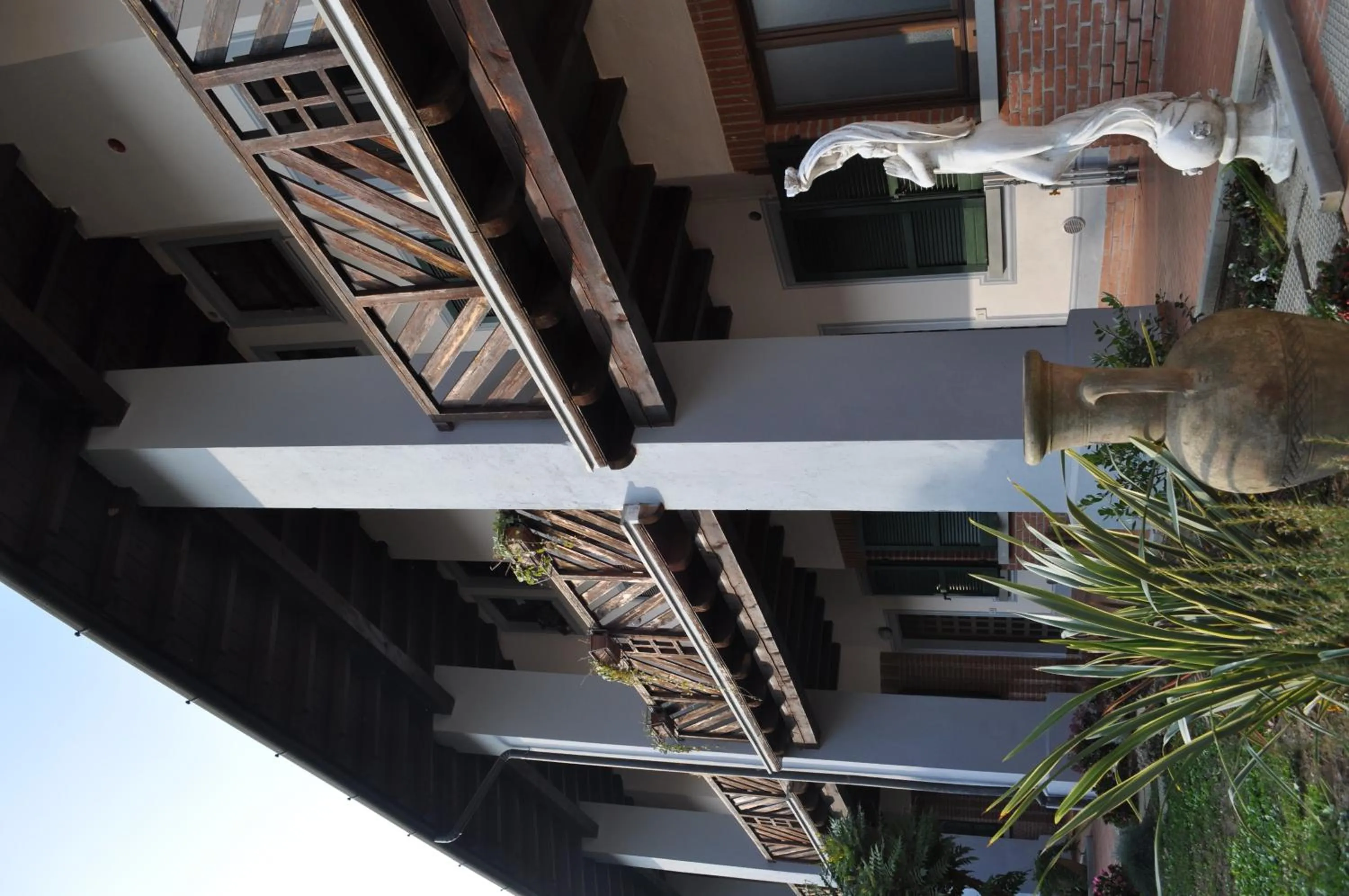 Facade/entrance in Le Residenze del Tenore