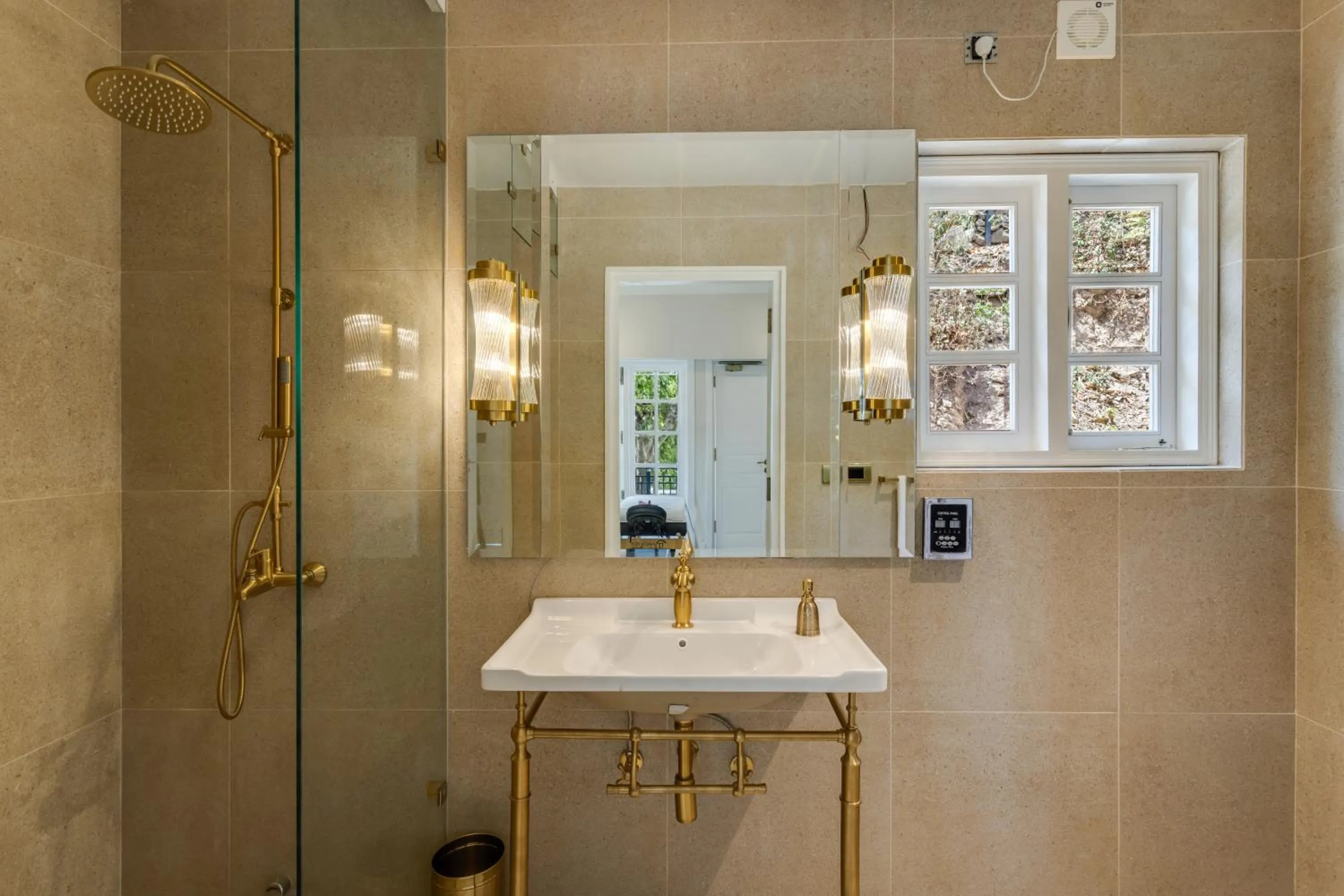 Bathroom in Kinwani House - Araiya Anthology