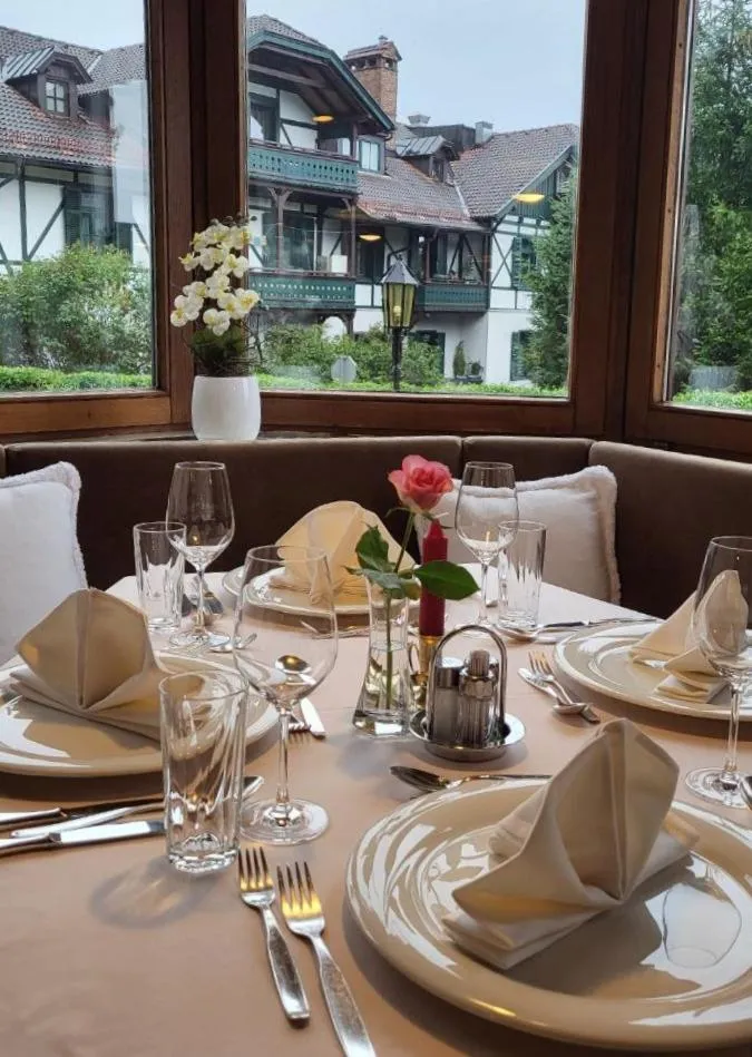 Restaurant/places to eat in Hotel Batzenhäusl