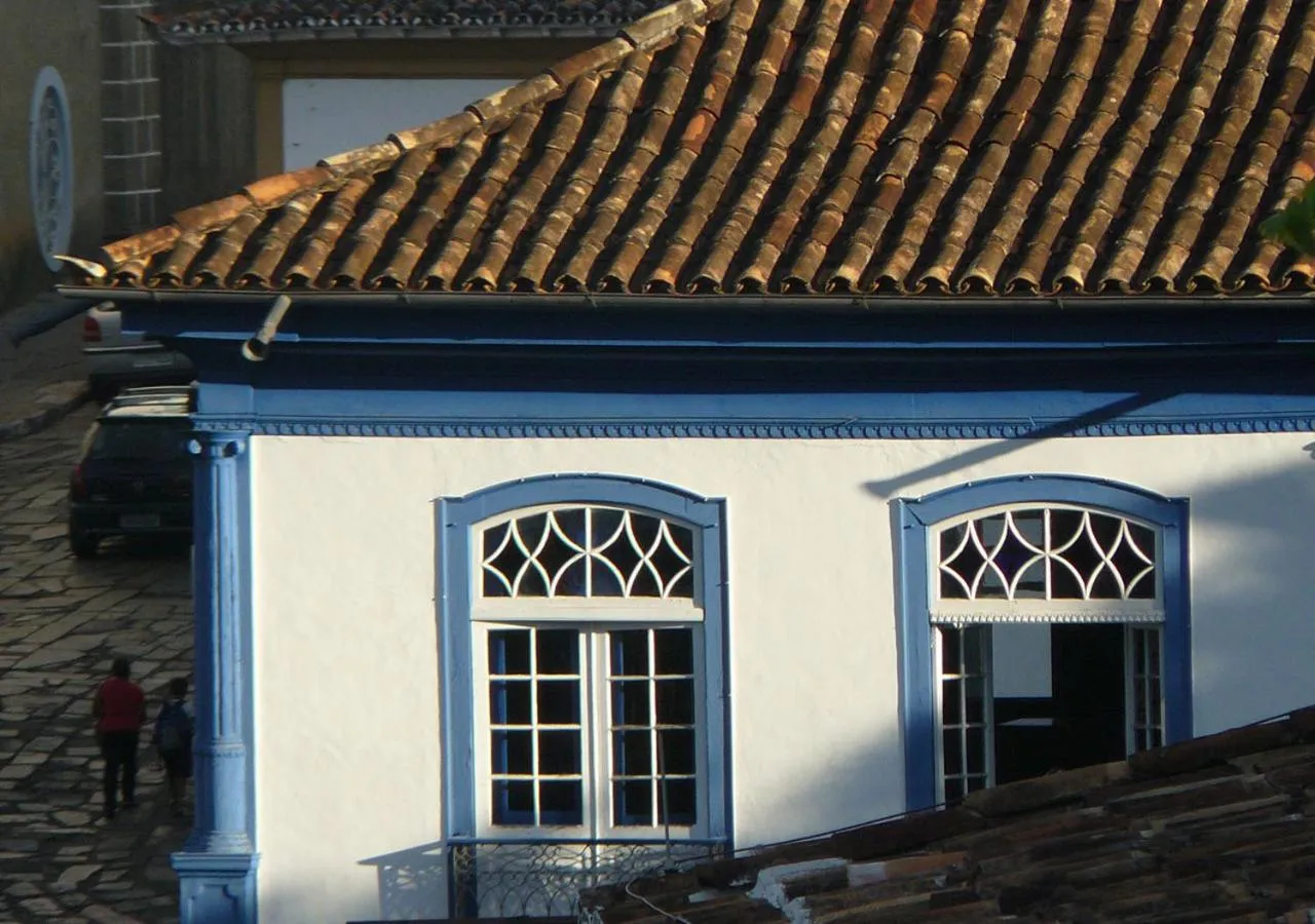 Property building in Pouso da Chica