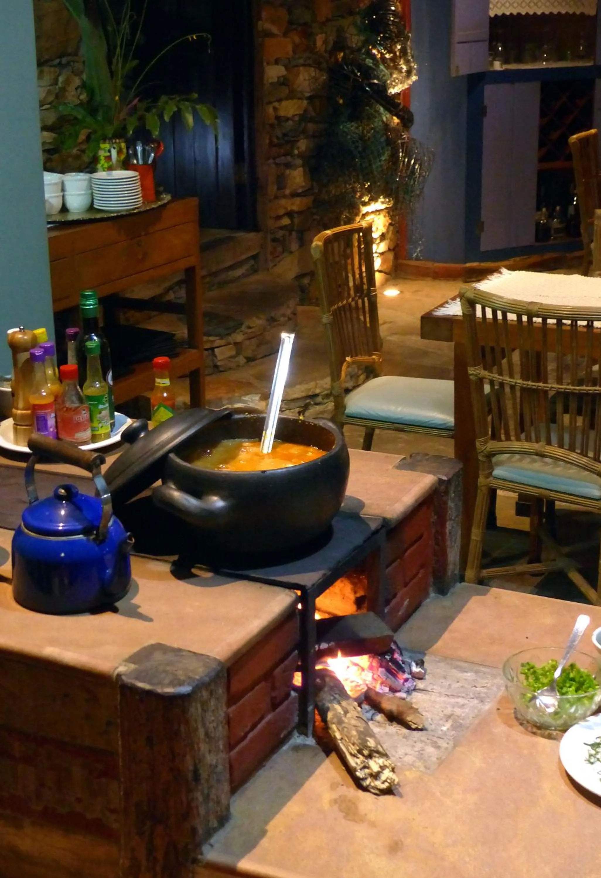 Restaurant/places to eat in Pouso da Chica