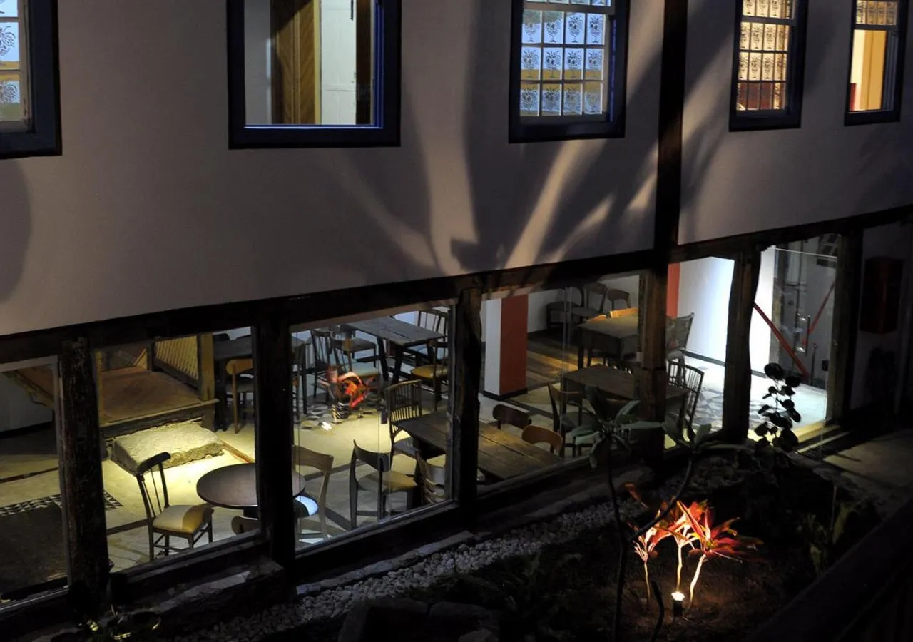 Communal lounge/ TV room in Pouso da Chica