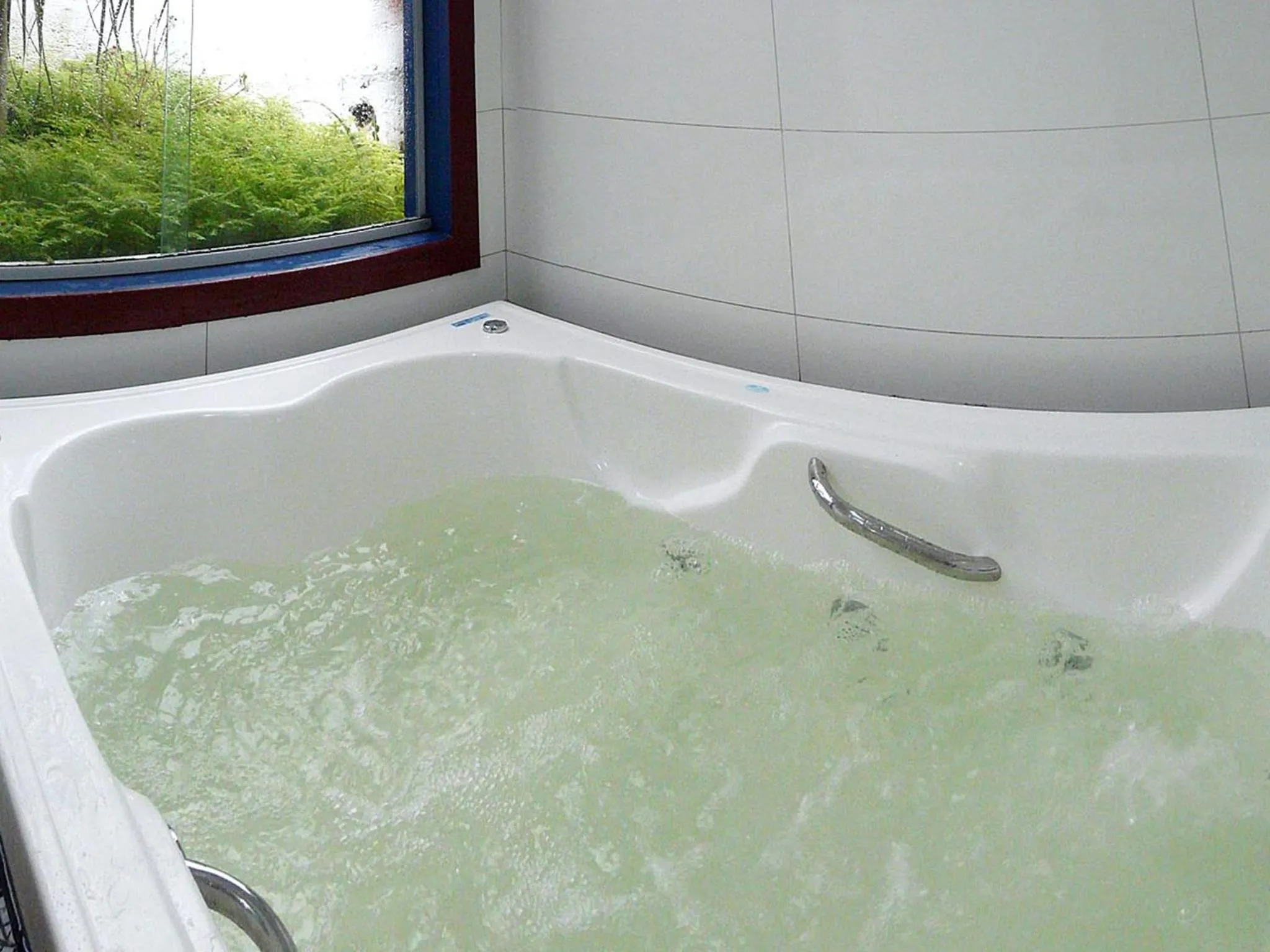 Shower in Pouso da Chica