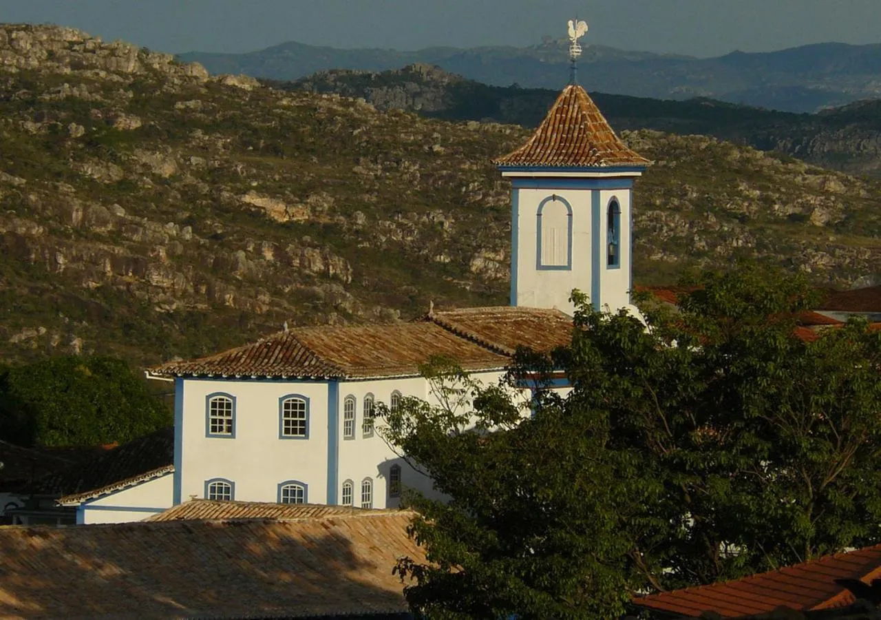 Property building in Pouso da Chica