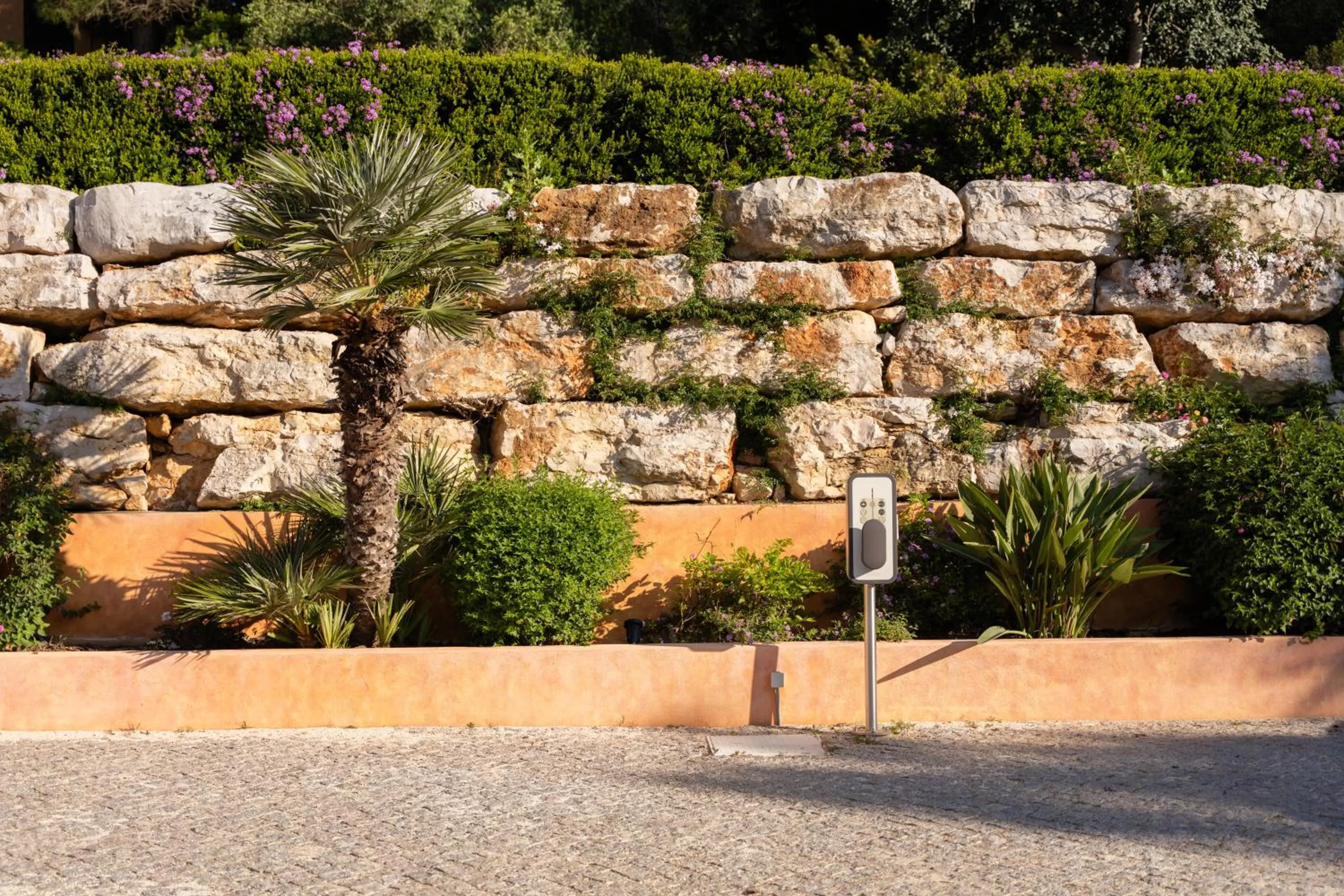 Parking in Casa Pôr do Sal - Boutique Guesthouse with Heated Pool & Sea Views