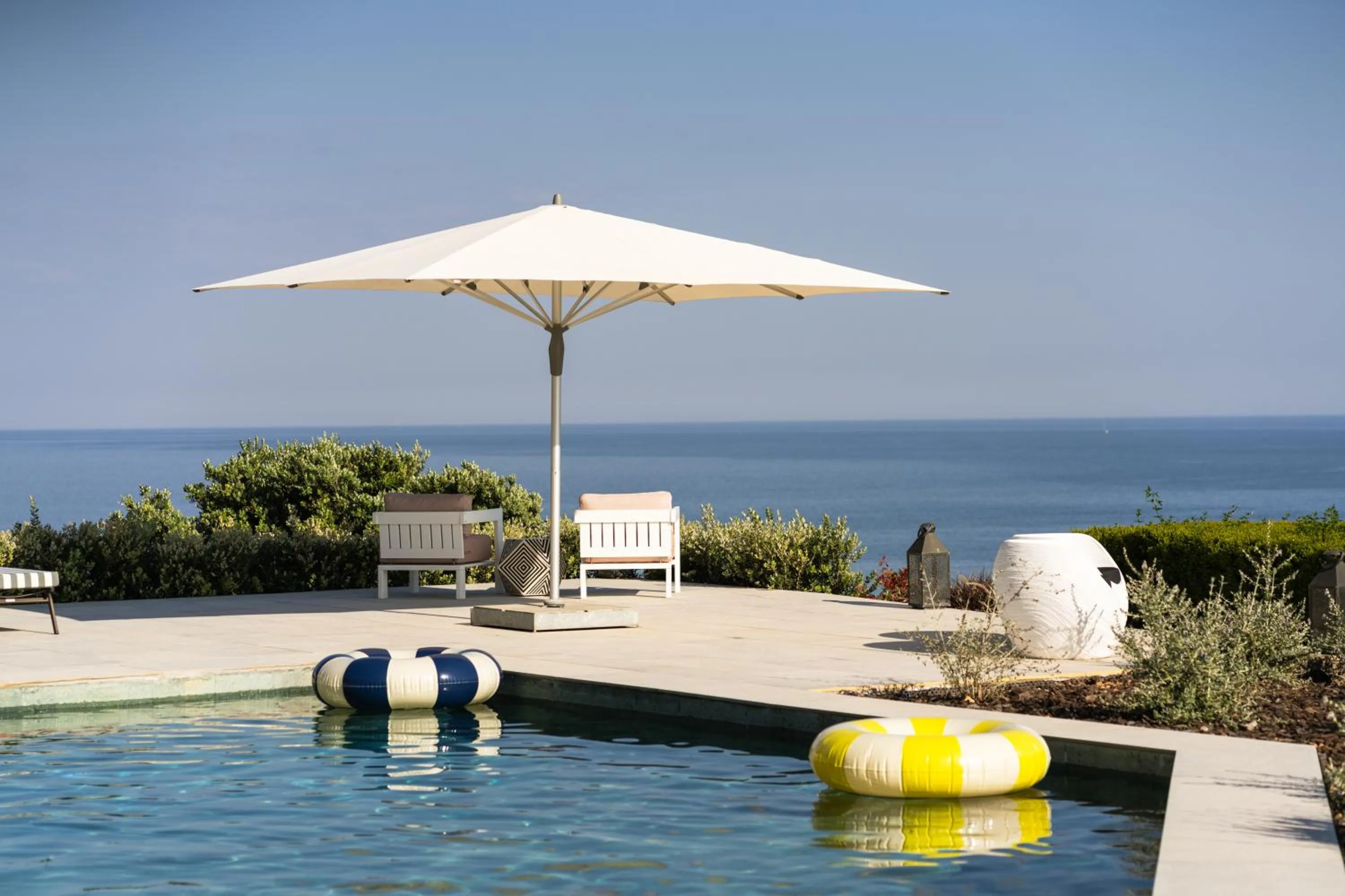 Swimming pool in Casa Pôr do Sal - Boutique Guesthouse with Heated Pool & Sea Views