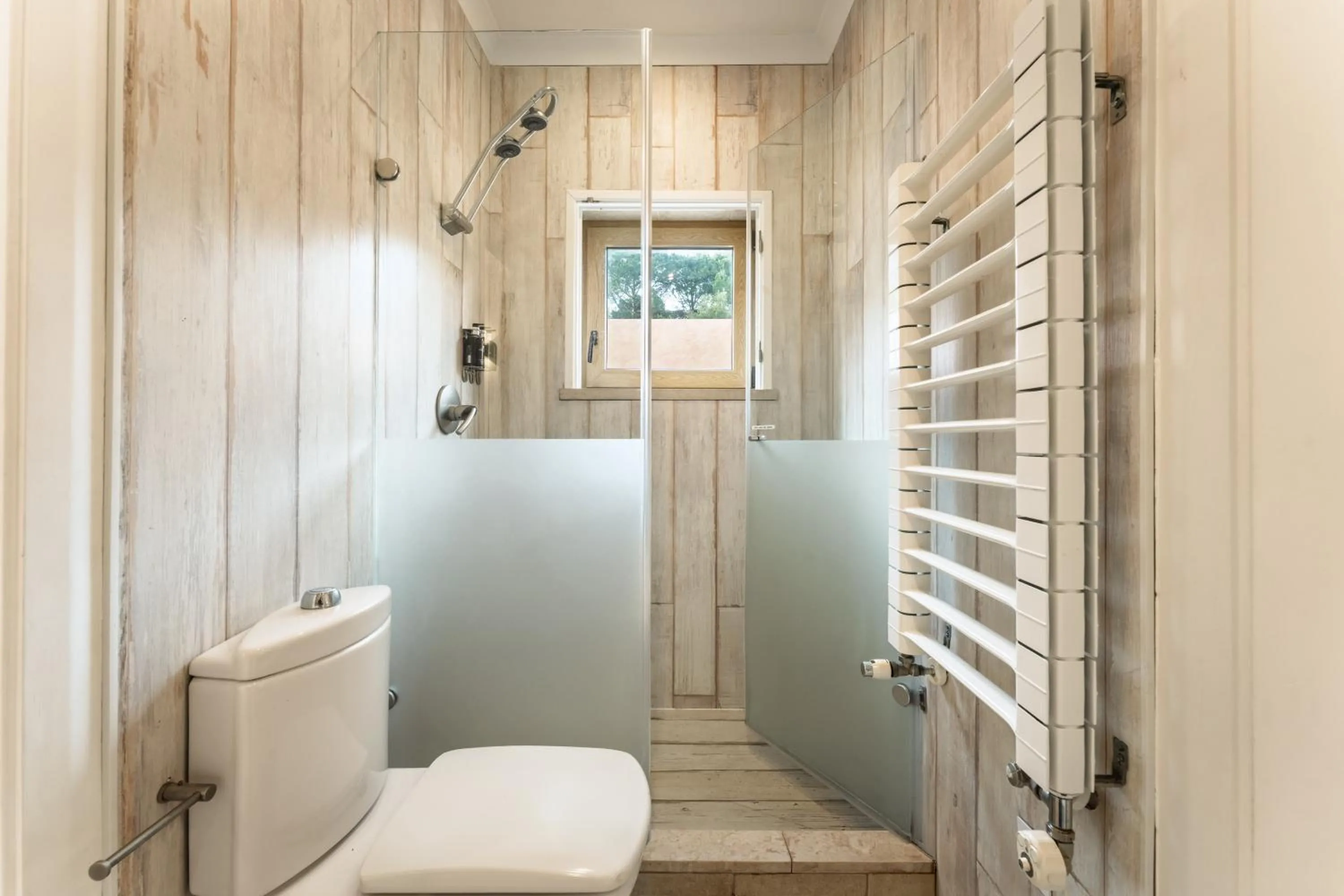 Toilet in Casa Pôr do Sal - Boutique Guesthouse with Heated Pool & Sea Views