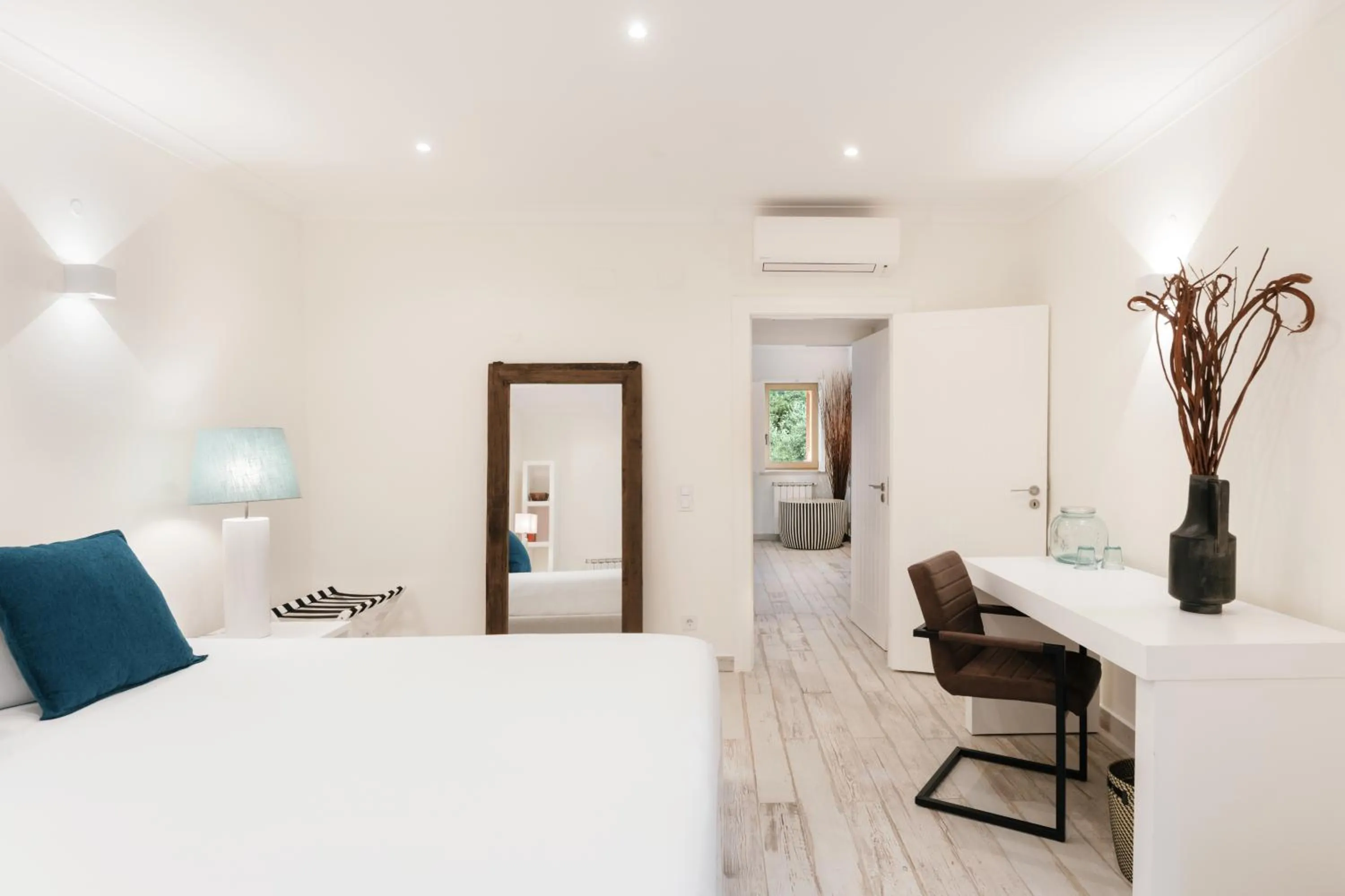 Bedroom, Bed in Casa Pôr do Sal - Boutique Guesthouse with Heated Pool & Sea Views