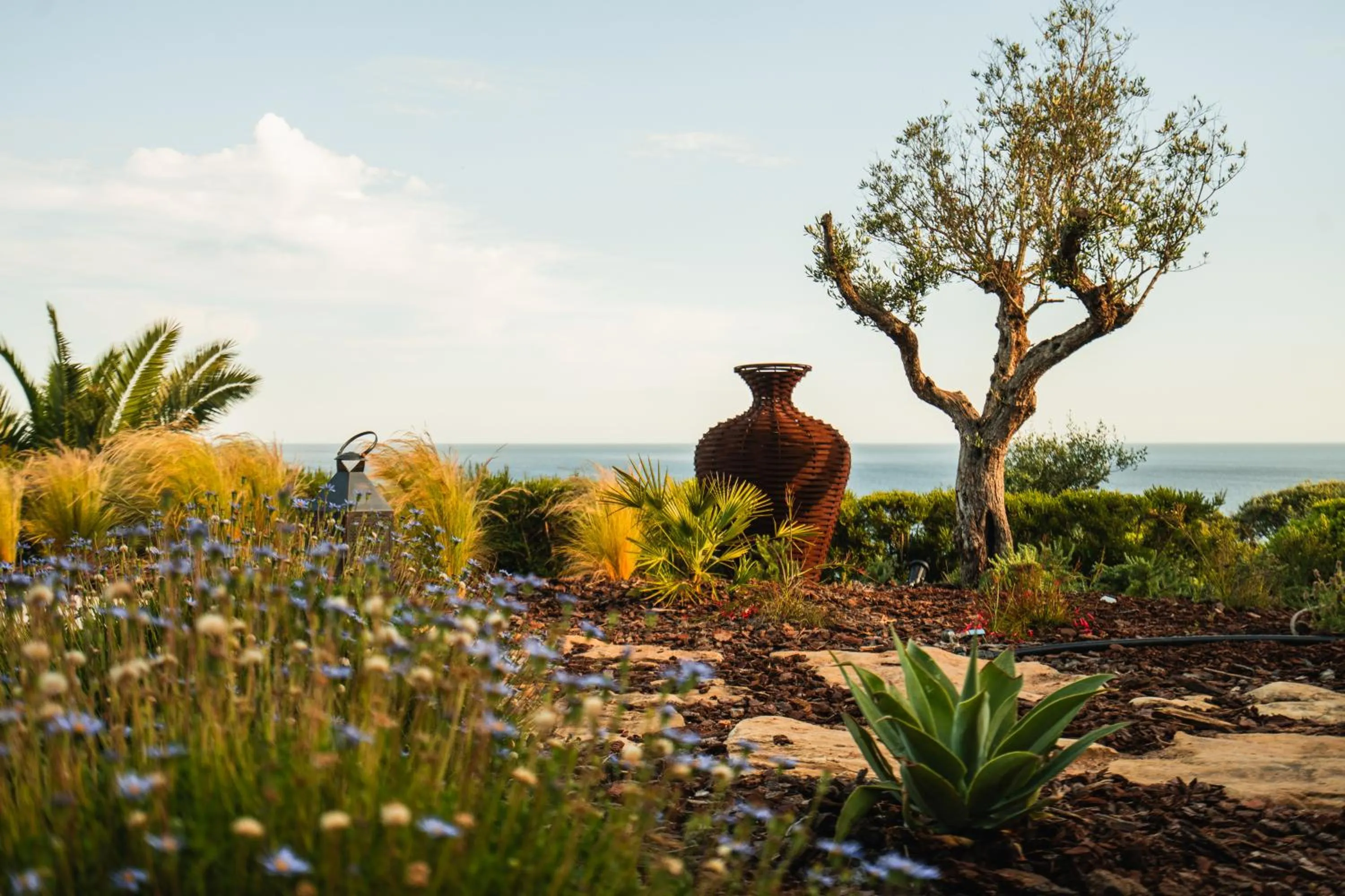 Spring in Casa Pôr do Sal - Boutique Guesthouse with Heated Pool & Sea Views