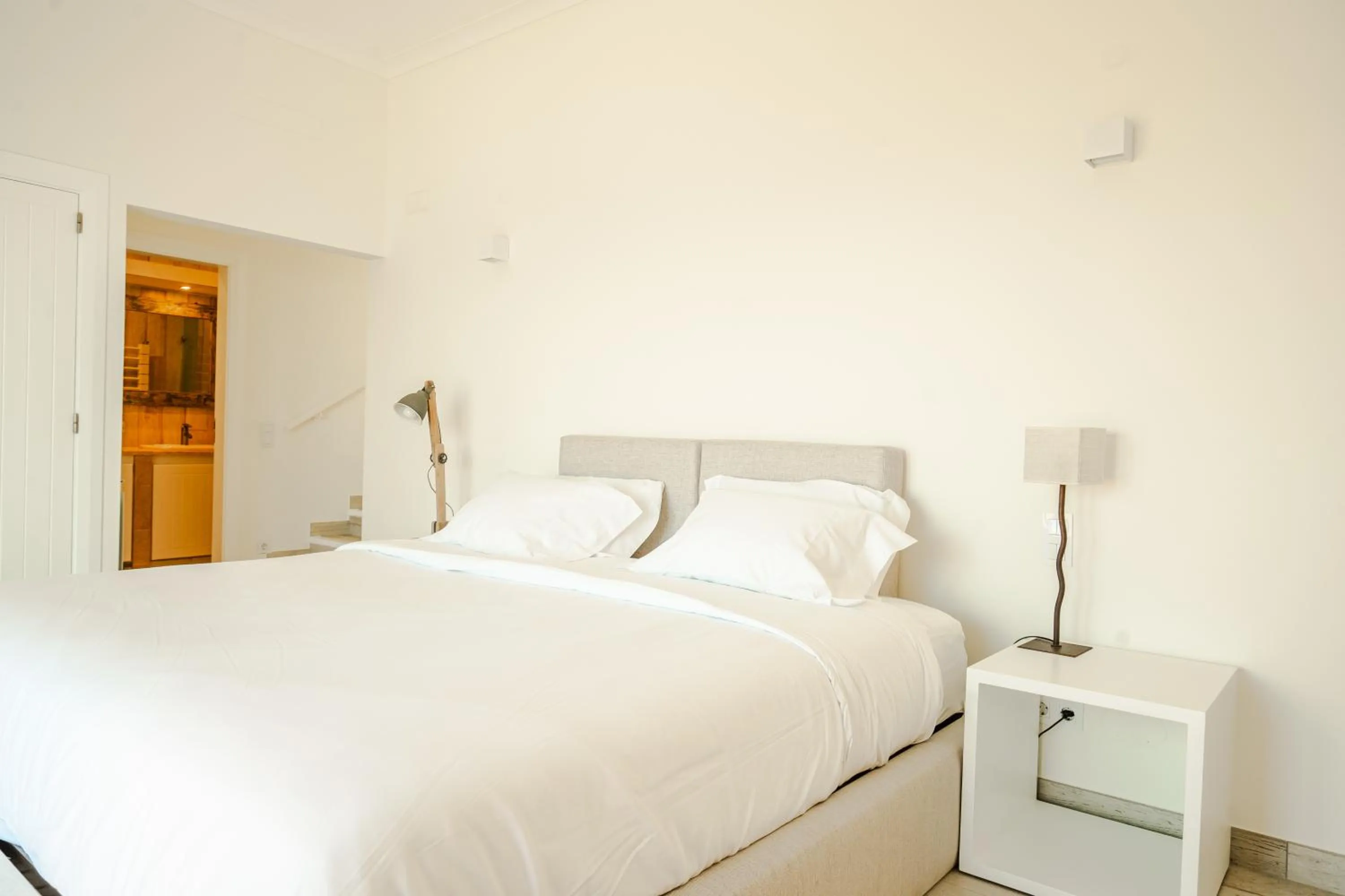 Bed in Casa Pôr do Sal - Boutique Guesthouse with Heated Pool & Sea Views