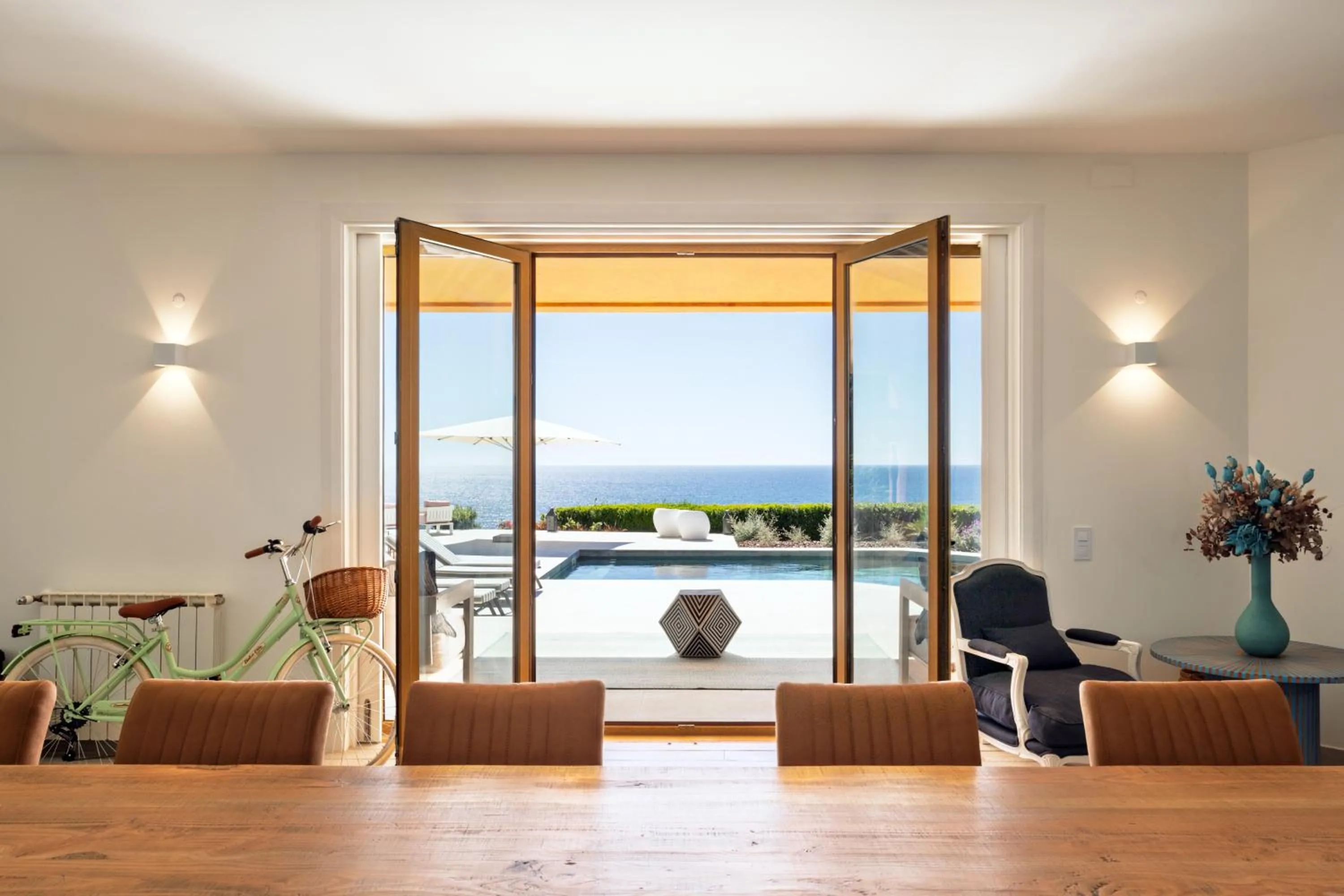 Swimming pool in Casa Pôr do Sal - Boutique Guesthouse with Heated Pool & Sea Views
