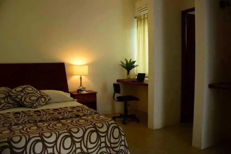 Deluxe Room in NAH SAM CHAK La Casa Rosada