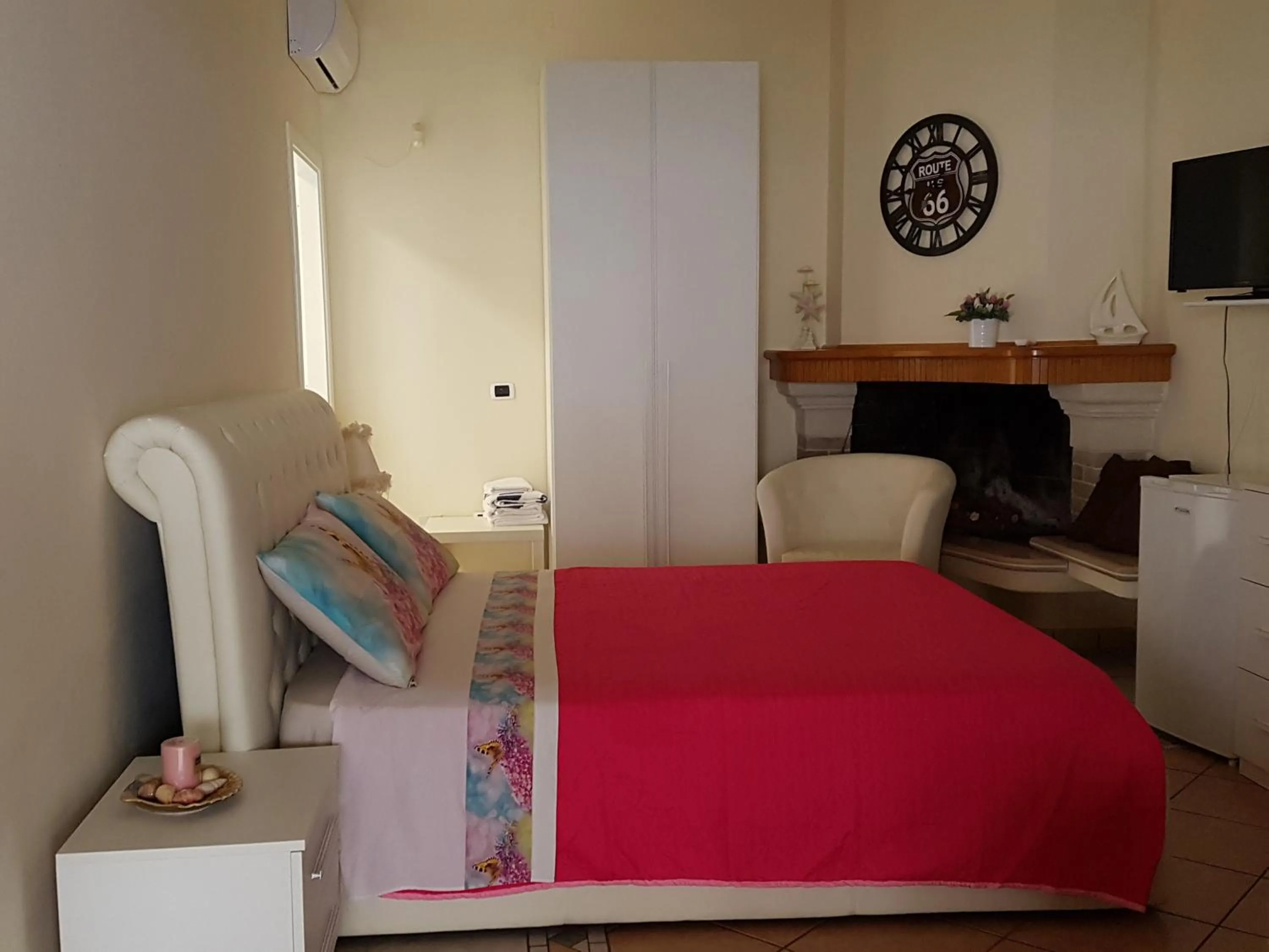 Photo of the whole room, Bed in B&B Villa Fanizza