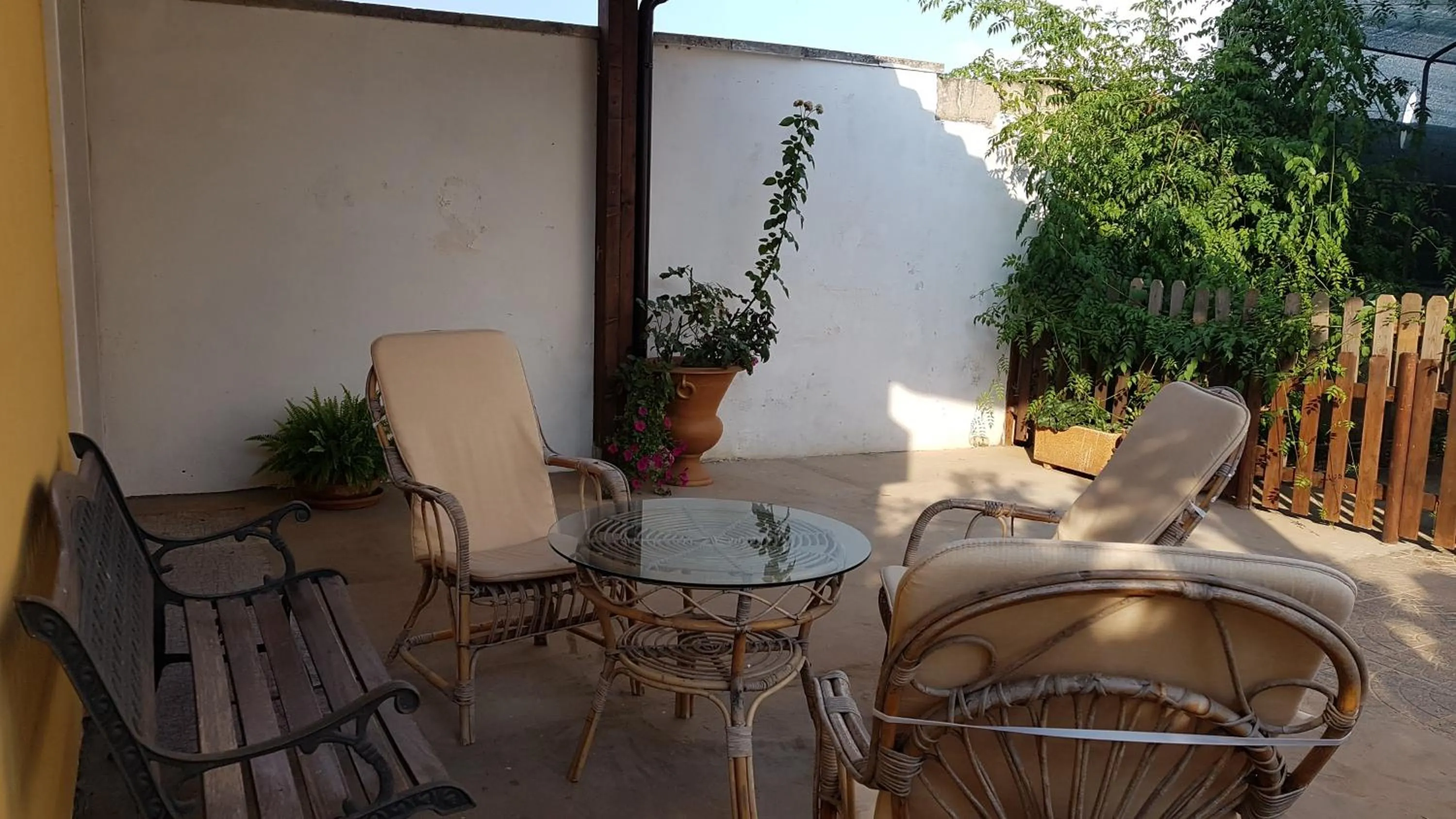 Patio in B&B Villa Fanizza
