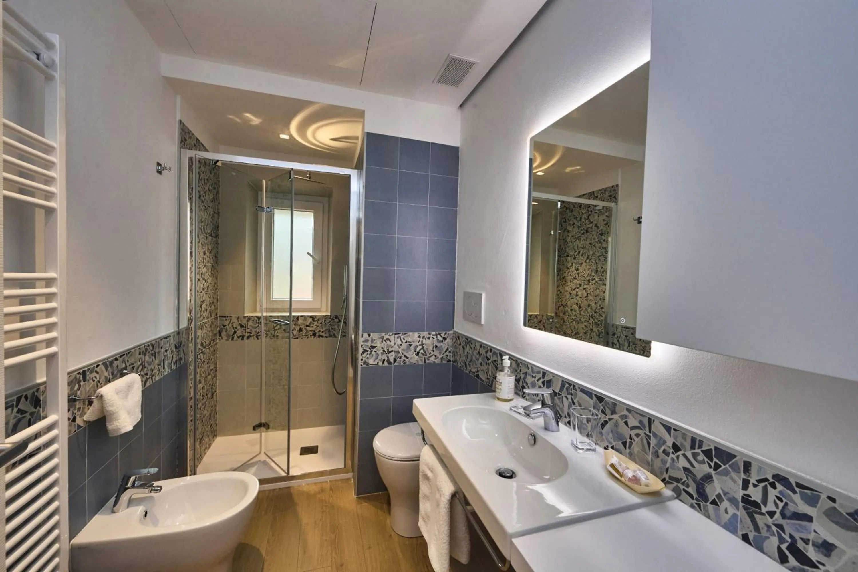 Shower in La Terra di Mezzo