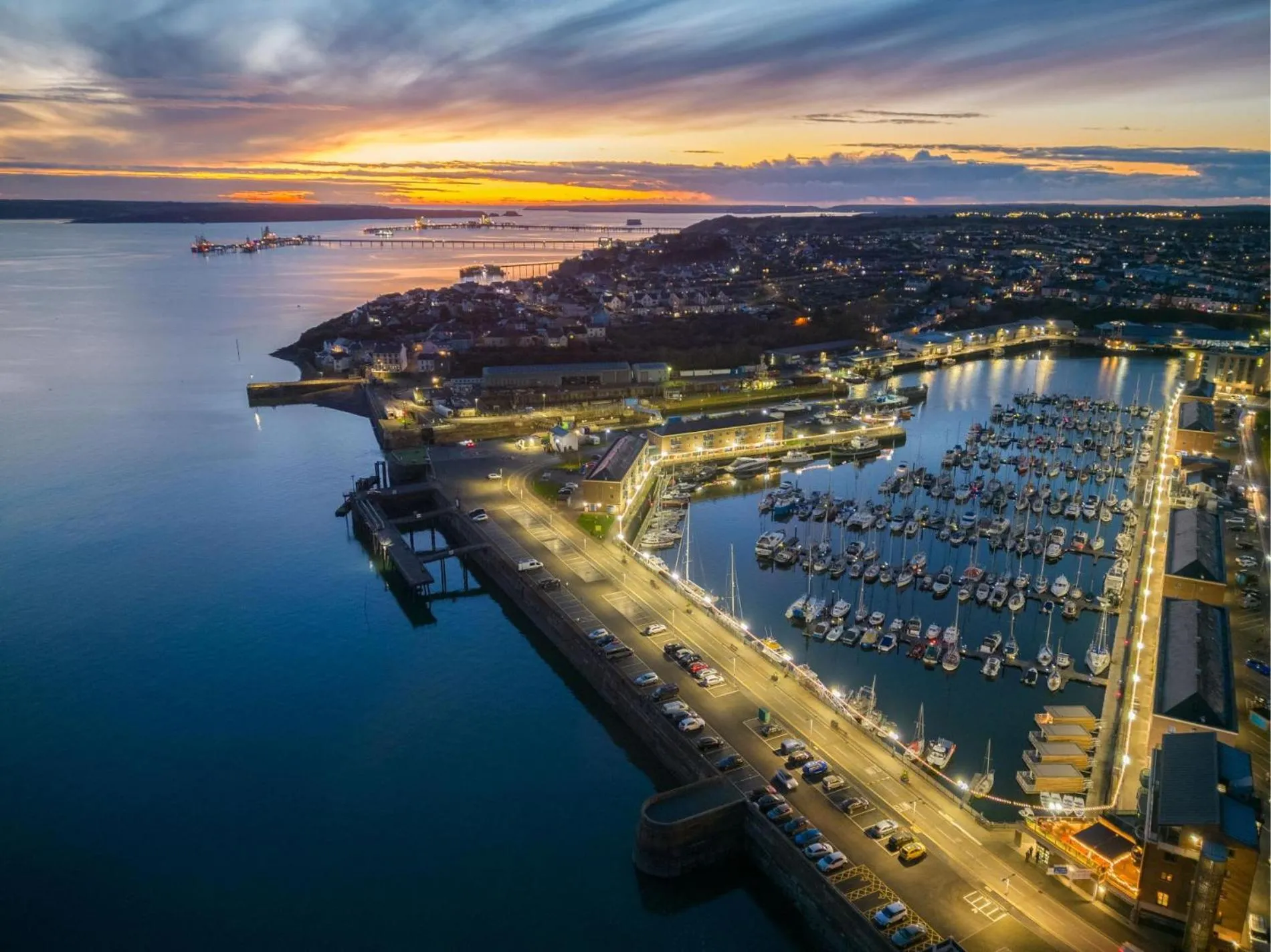 Beach Haven Hideout - 2 Bedroom - Milford Haven