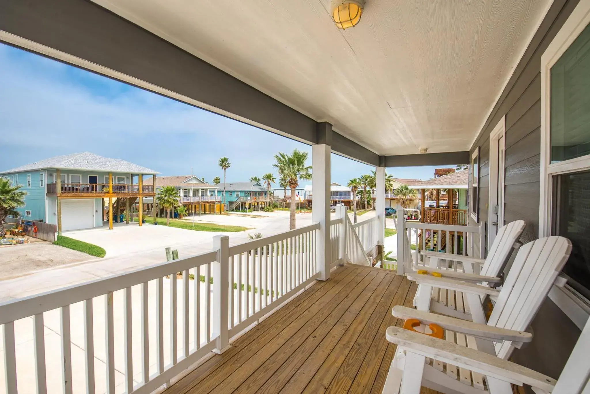 Latitude Adjustment - PRIVATE POOL/ELEVATOR! Latitude Adjustment - PRIVATE POOL/ELEVATOR!