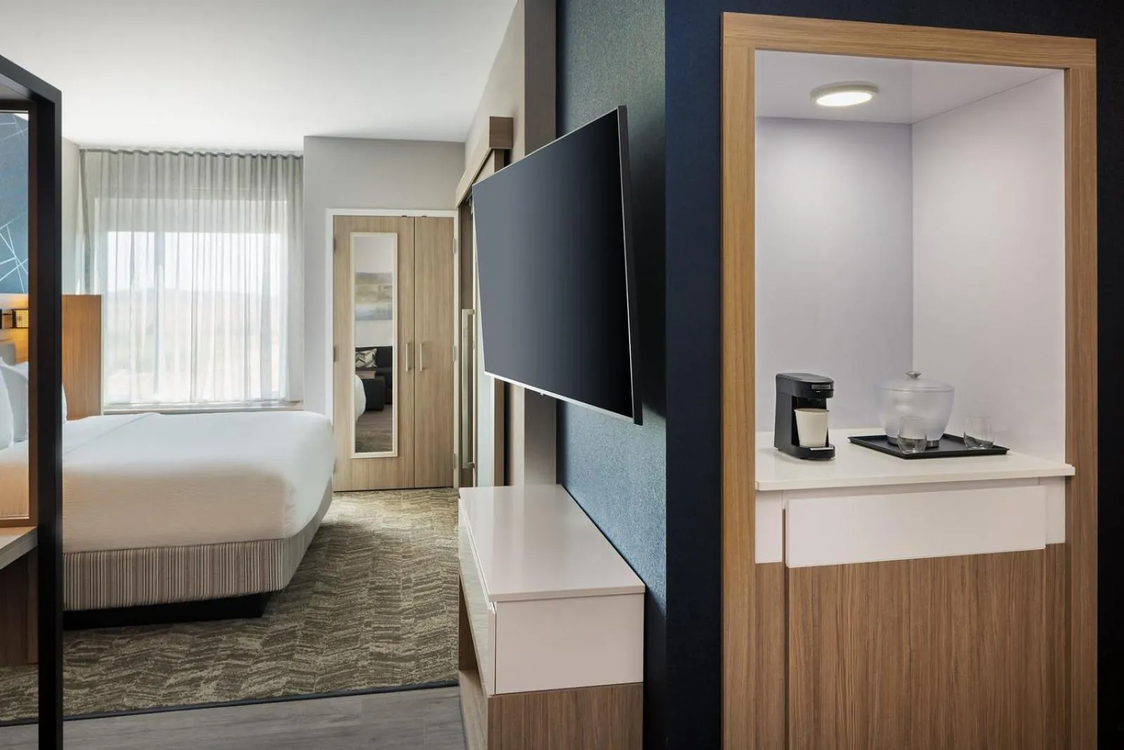 Bed in Springhill Suites by Marriott Newburgh Evansville