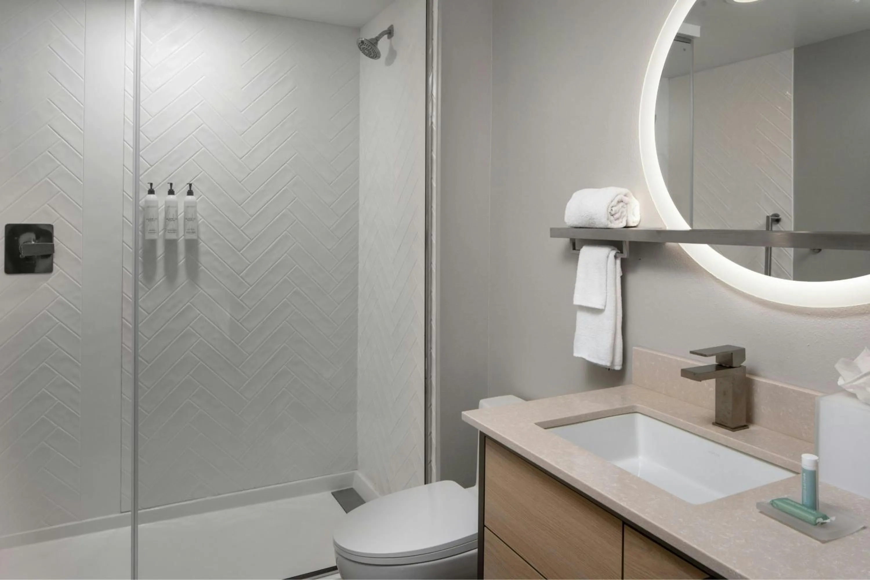 Bathroom in TownePlace Suites by Marriott Pensacola West I-10