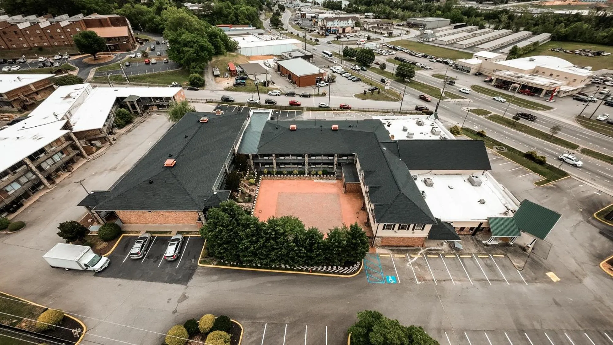 Facade/entrance in Riverside Inn & Suites Danville Virginia