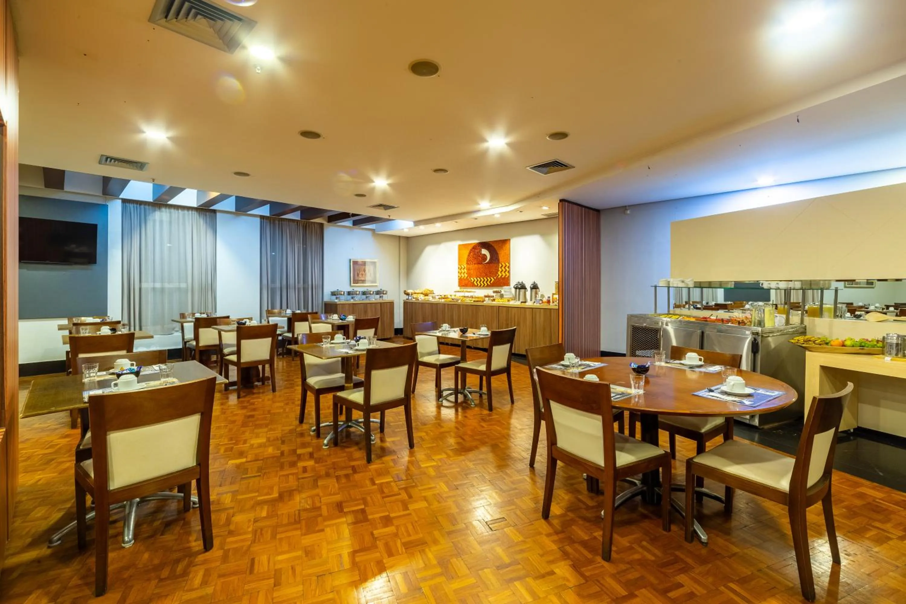 Restaurant/places to eat in Mercure Manaus