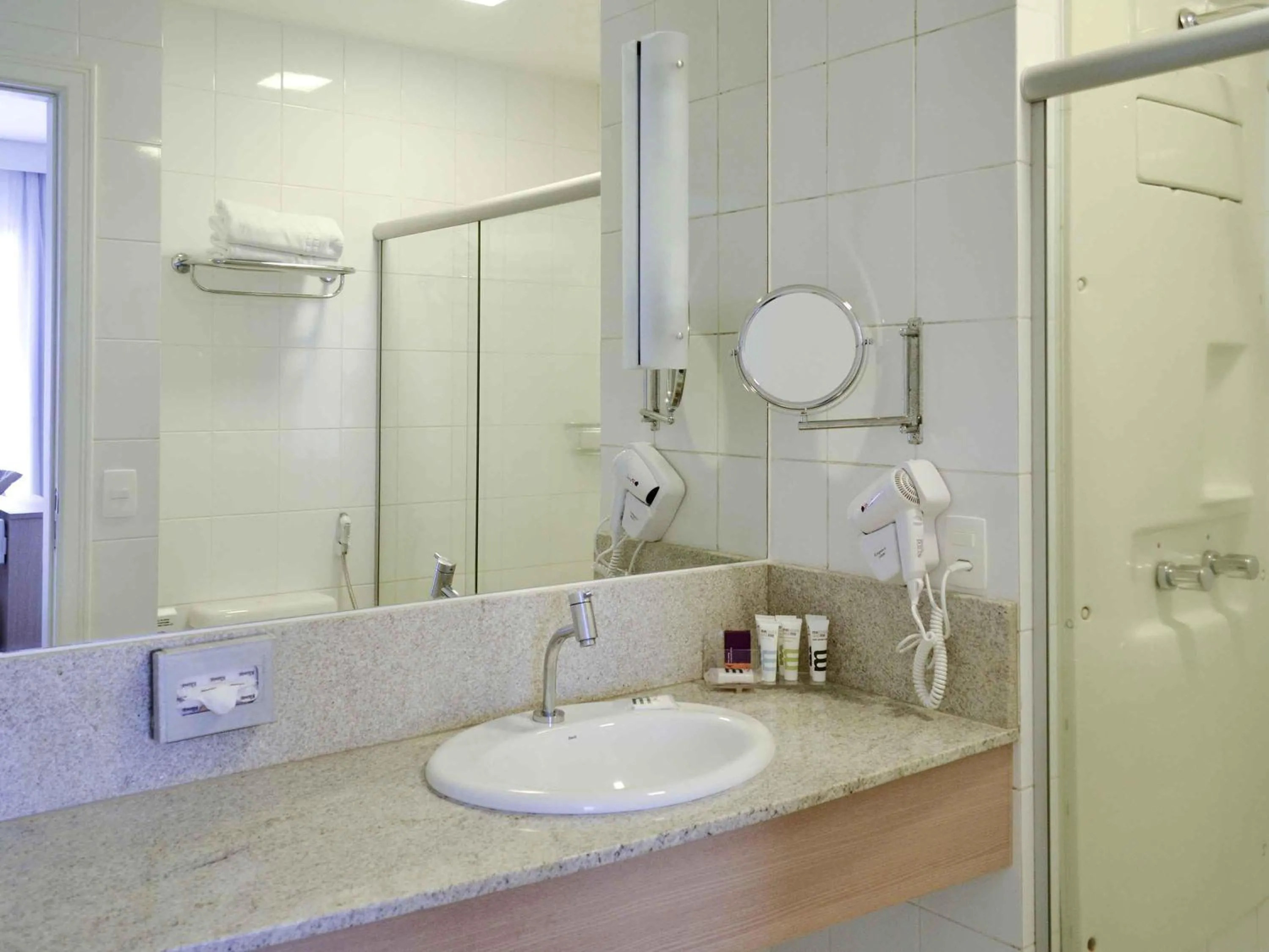 Bedroom in Mercure Manaus