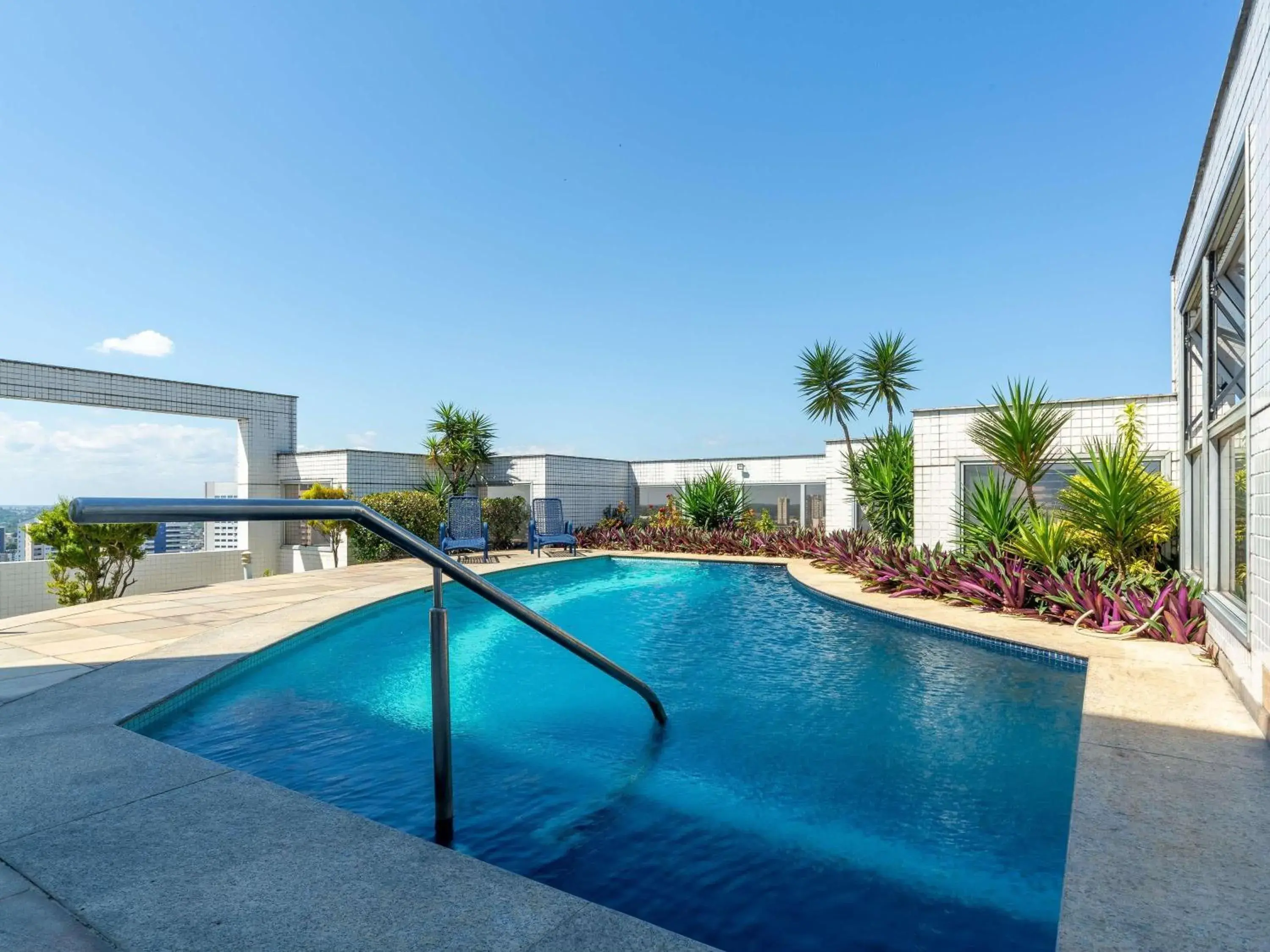 Pool view in Mercure Manaus Pool view in Mercure Manaus