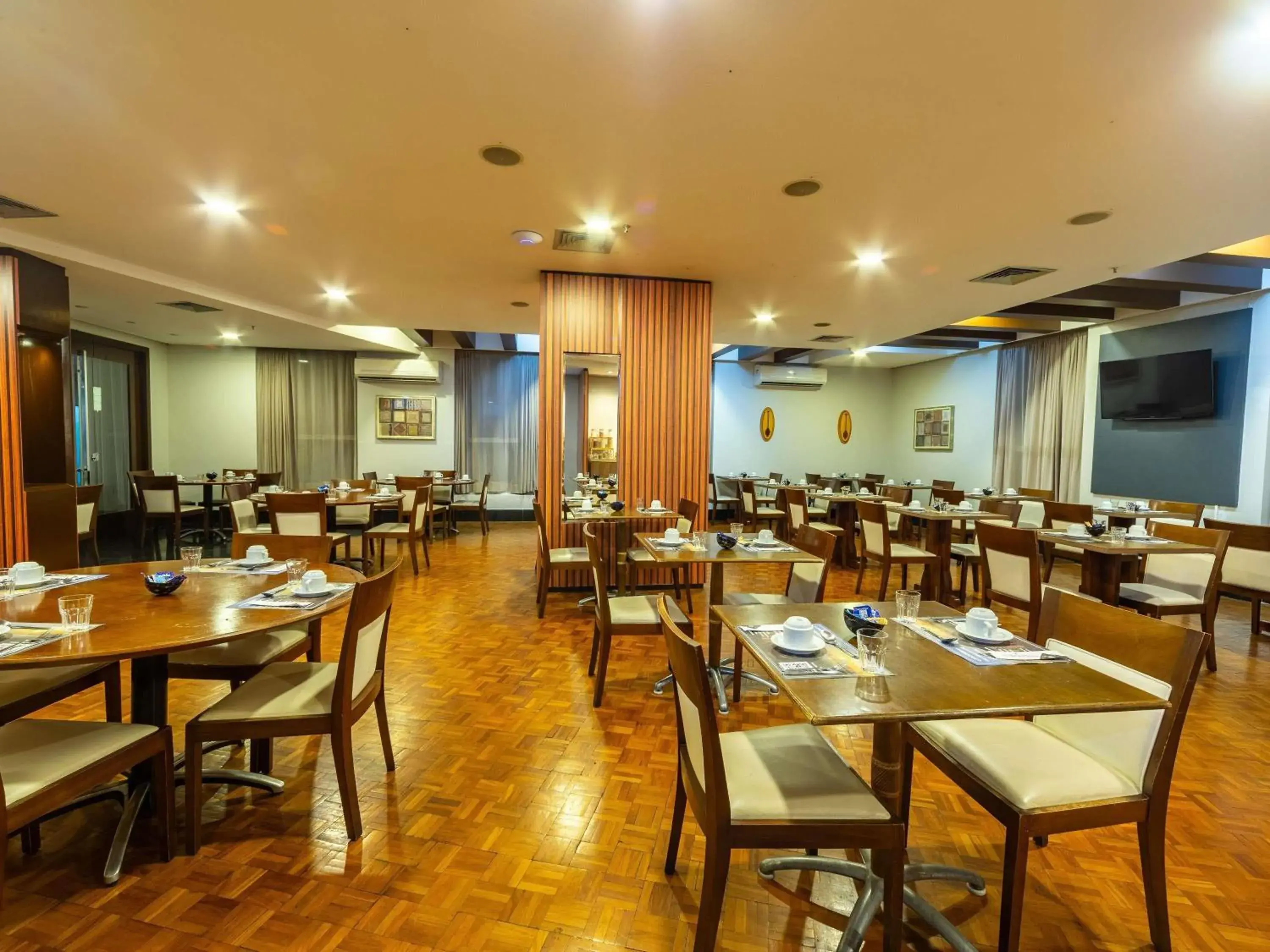 Restaurant/places to eat in Mercure Manaus Restaurant/places to eat in Mercure Manaus