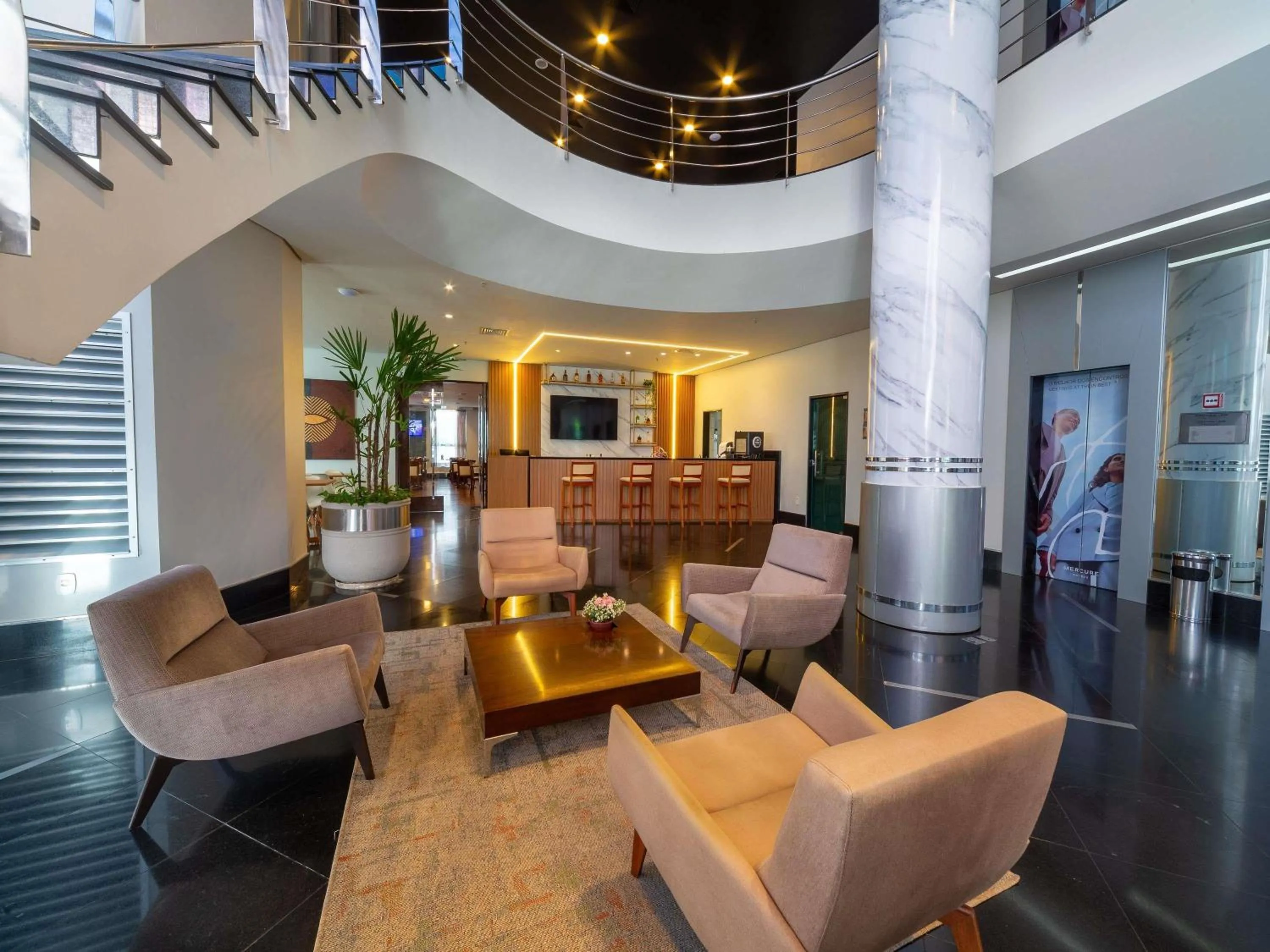 Property building in Mercure Manaus