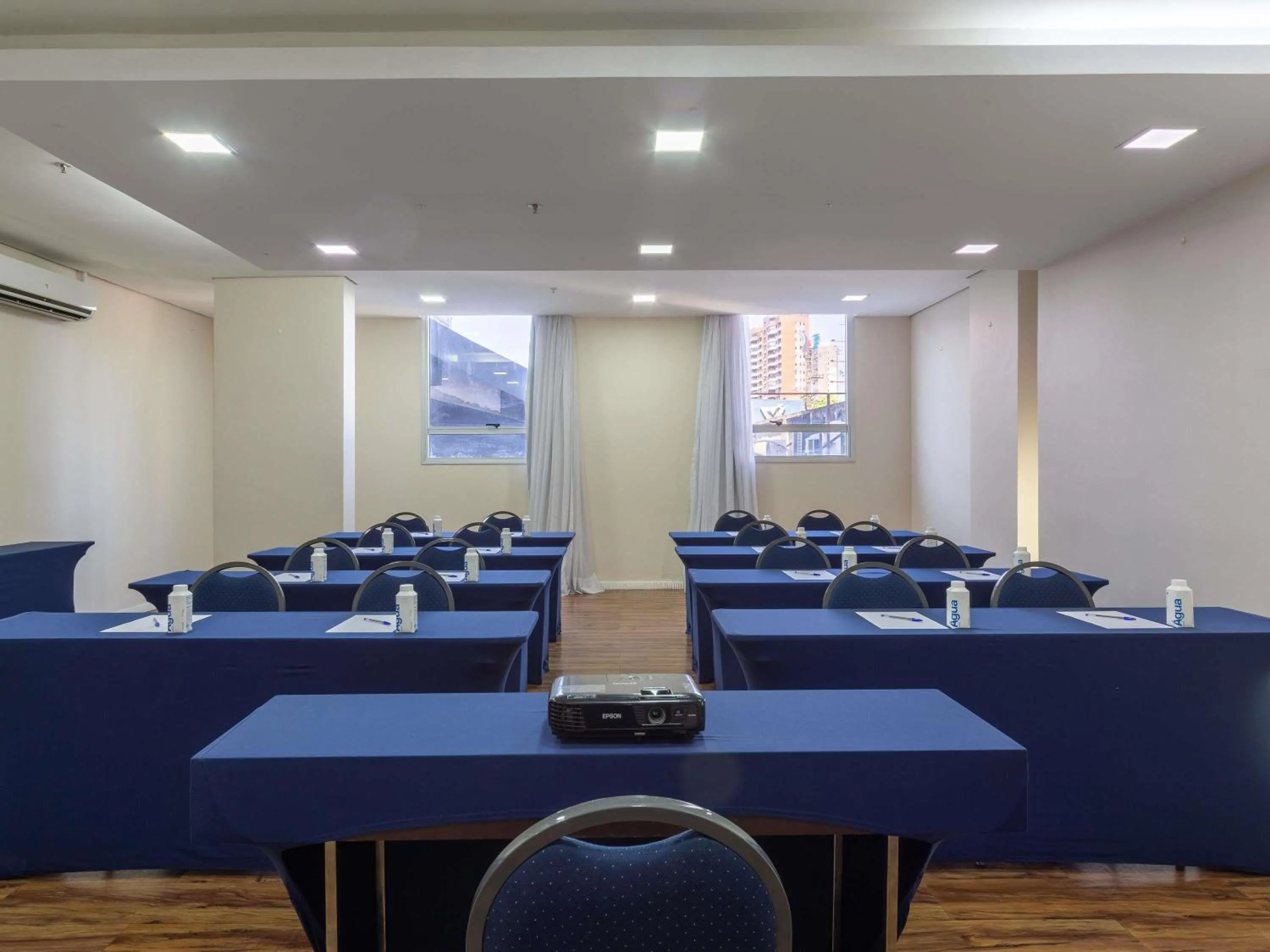 Meeting/conference room in Mercure Manaus