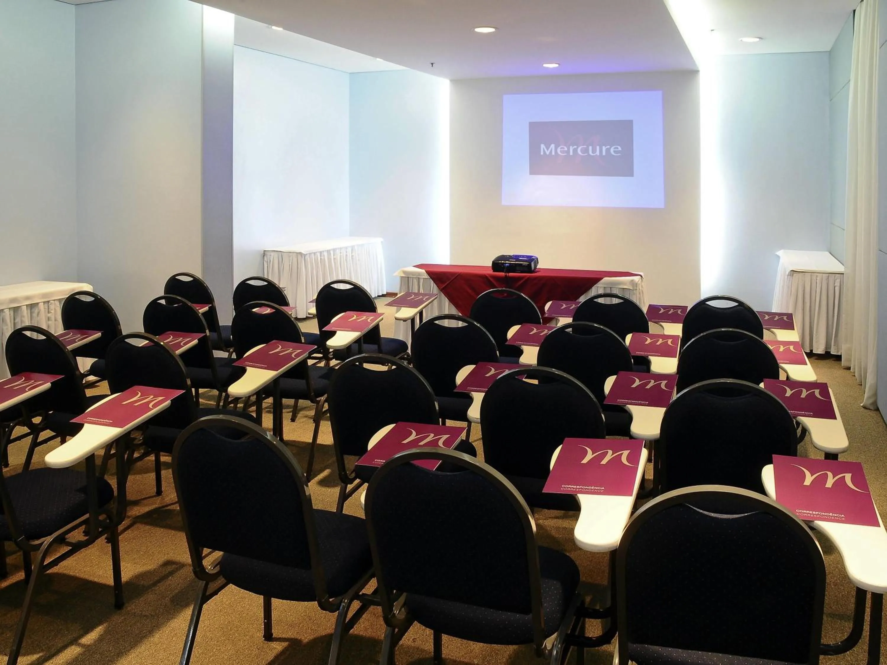 Meeting/conference room in Mercure Manaus