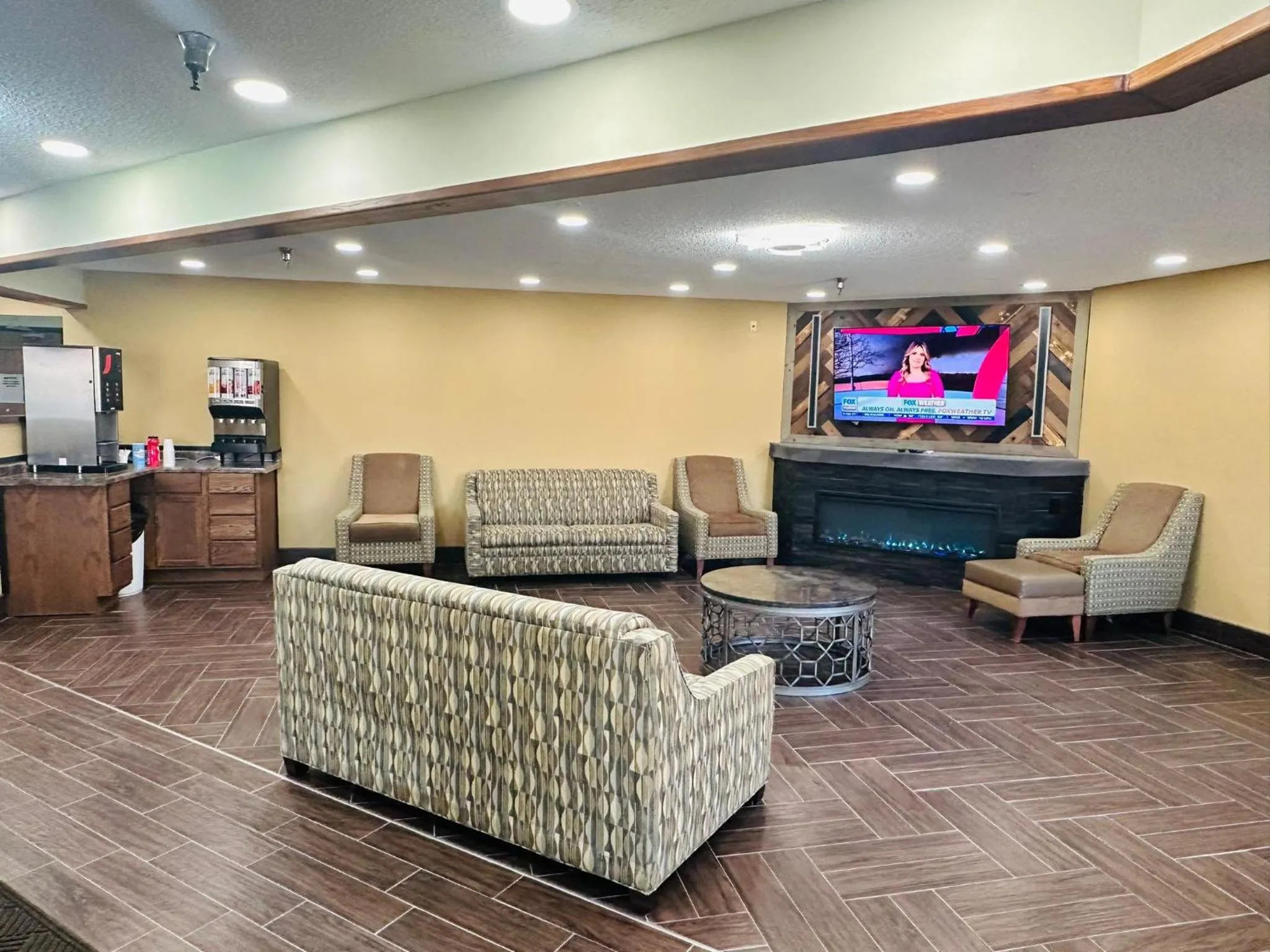 Studio 7 on Main