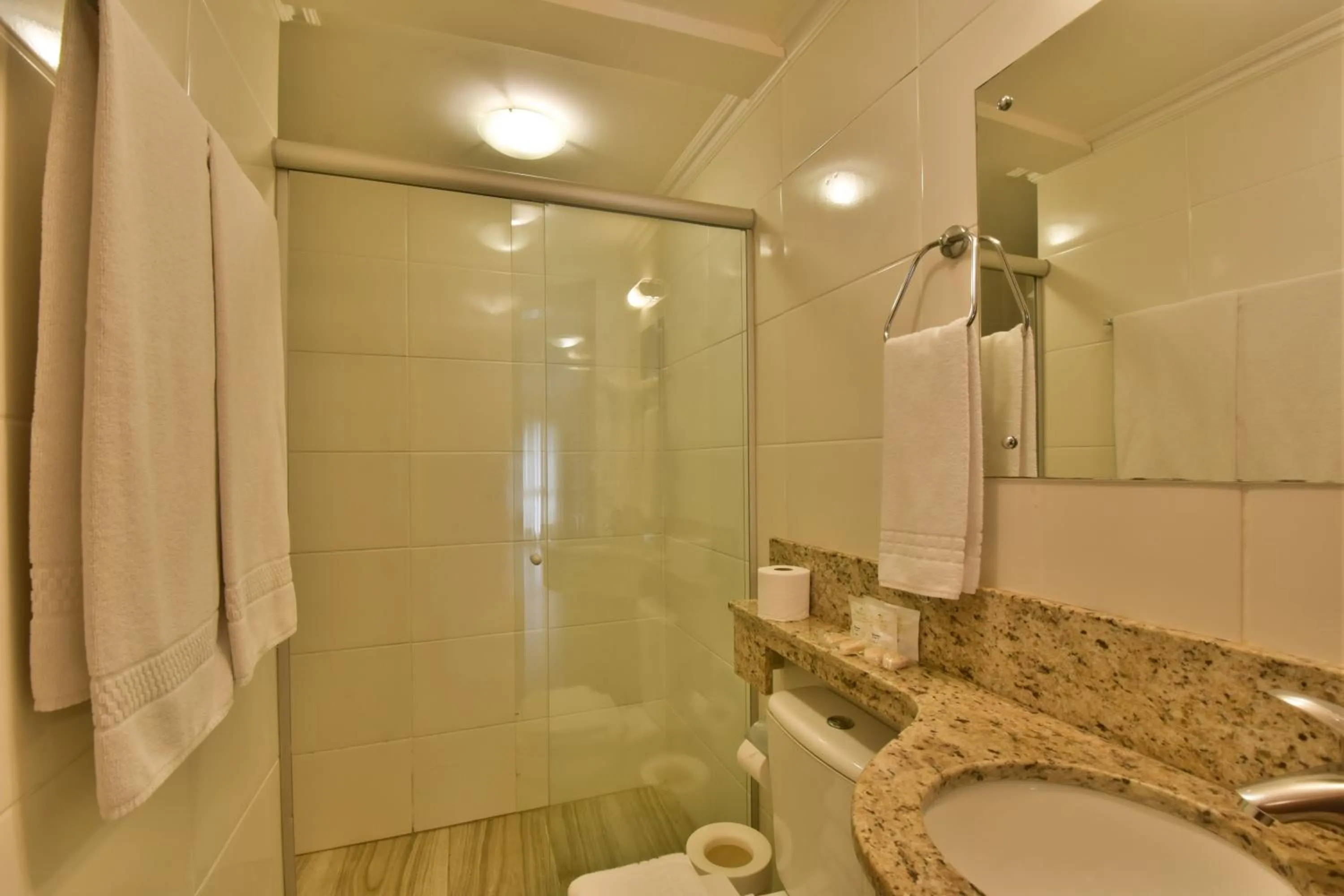 Bathroom in Pousada Stillo Gramado