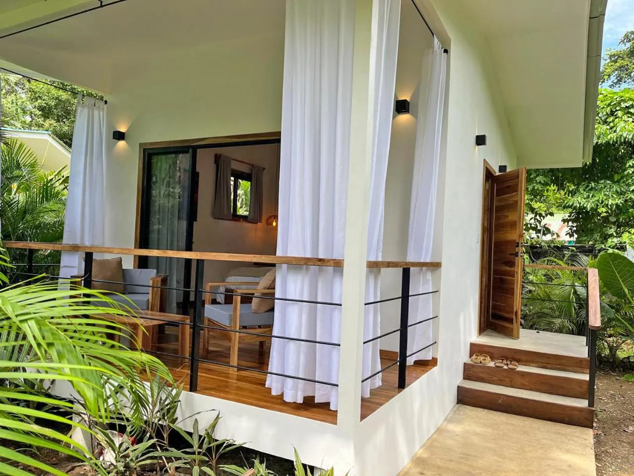 Balcony/Terrace in El Nido Jungle Lodge