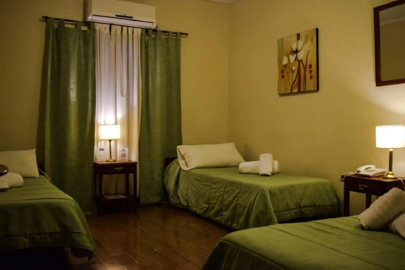 Classic Triple Room in Hotel Hernandarias