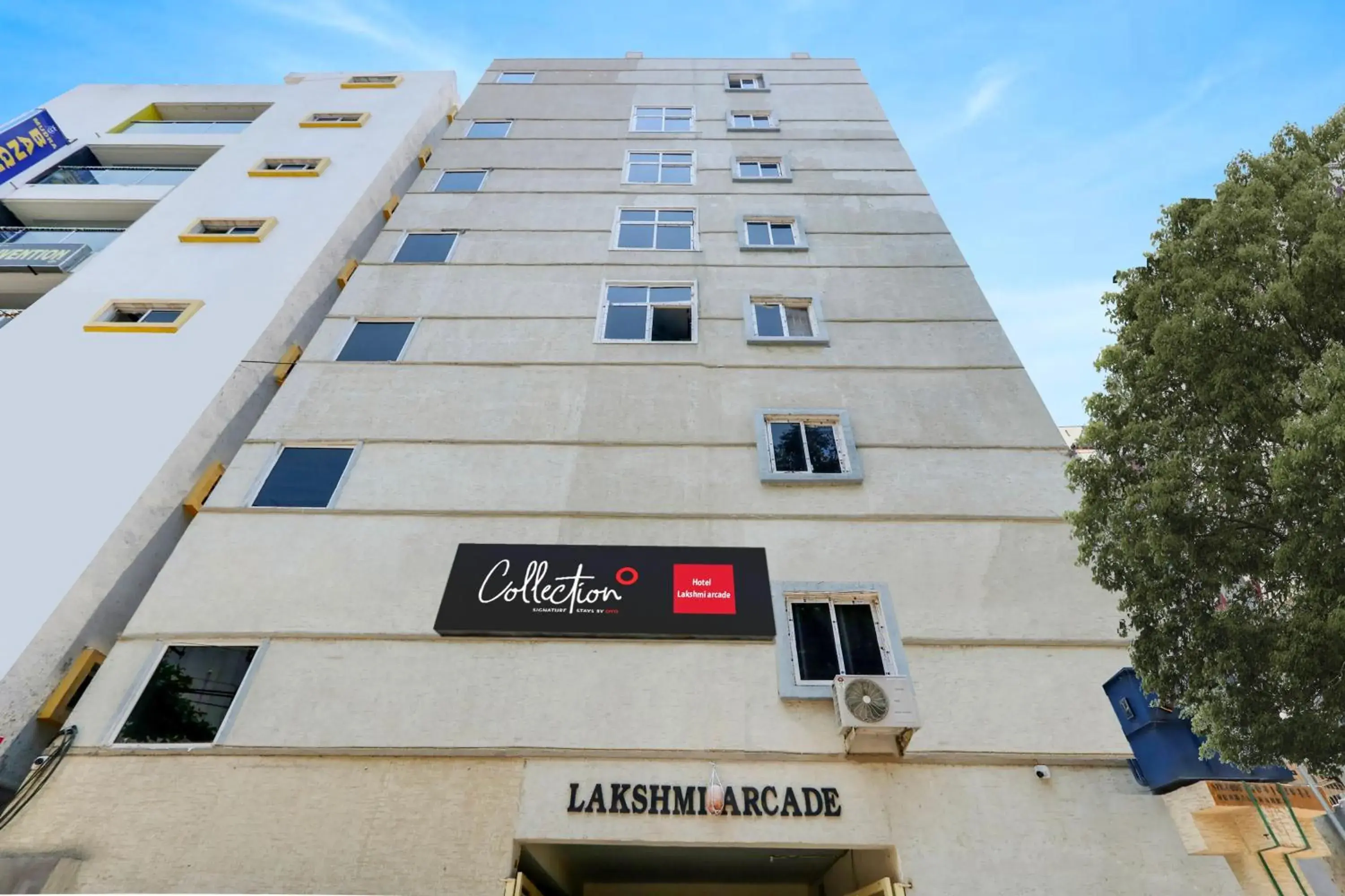 Facade/entrance in Super Collection O Bhagyalakshmi Suites Facade/entrance in Super Collection O Bhagyalakshmi Suites