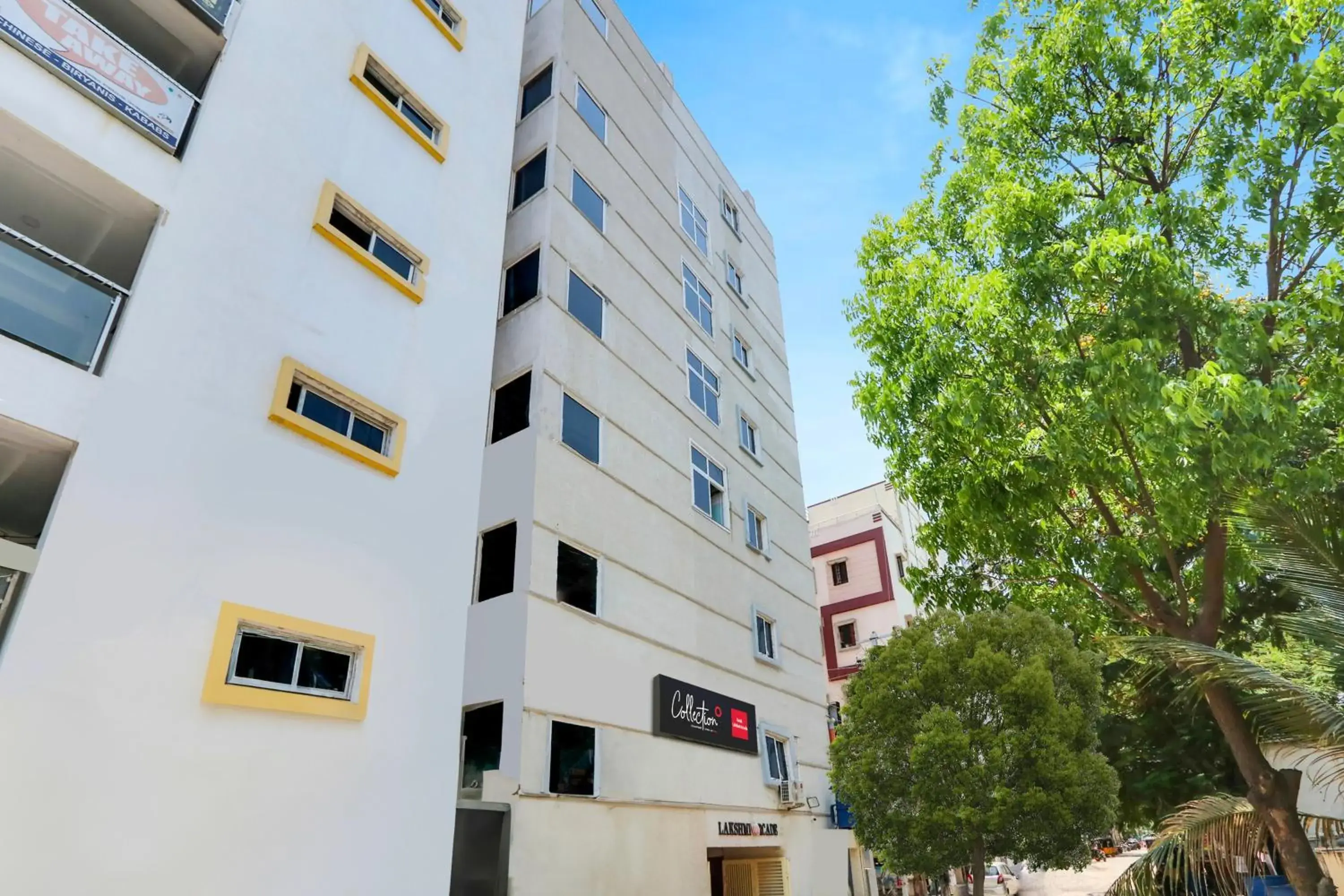 Facade/entrance in Super Collection O Bhagyalakshmi Suites Facade/entrance in Super Collection O Bhagyalakshmi Suites