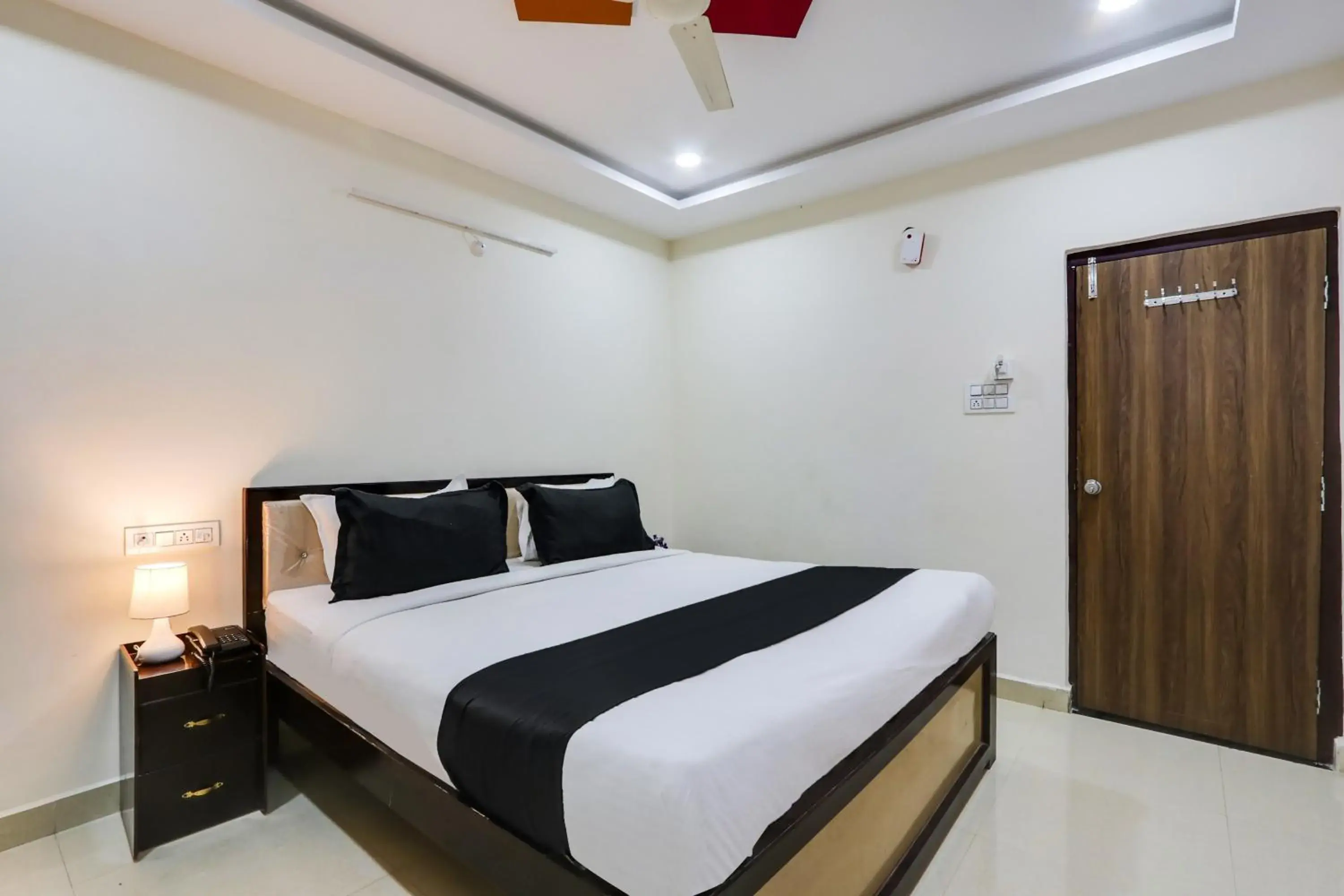 Bedroom, Bed in Super Collection O Bhagyalakshmi Suites Bedroom, Bed in Super Collection O Bhagyalakshmi Suites