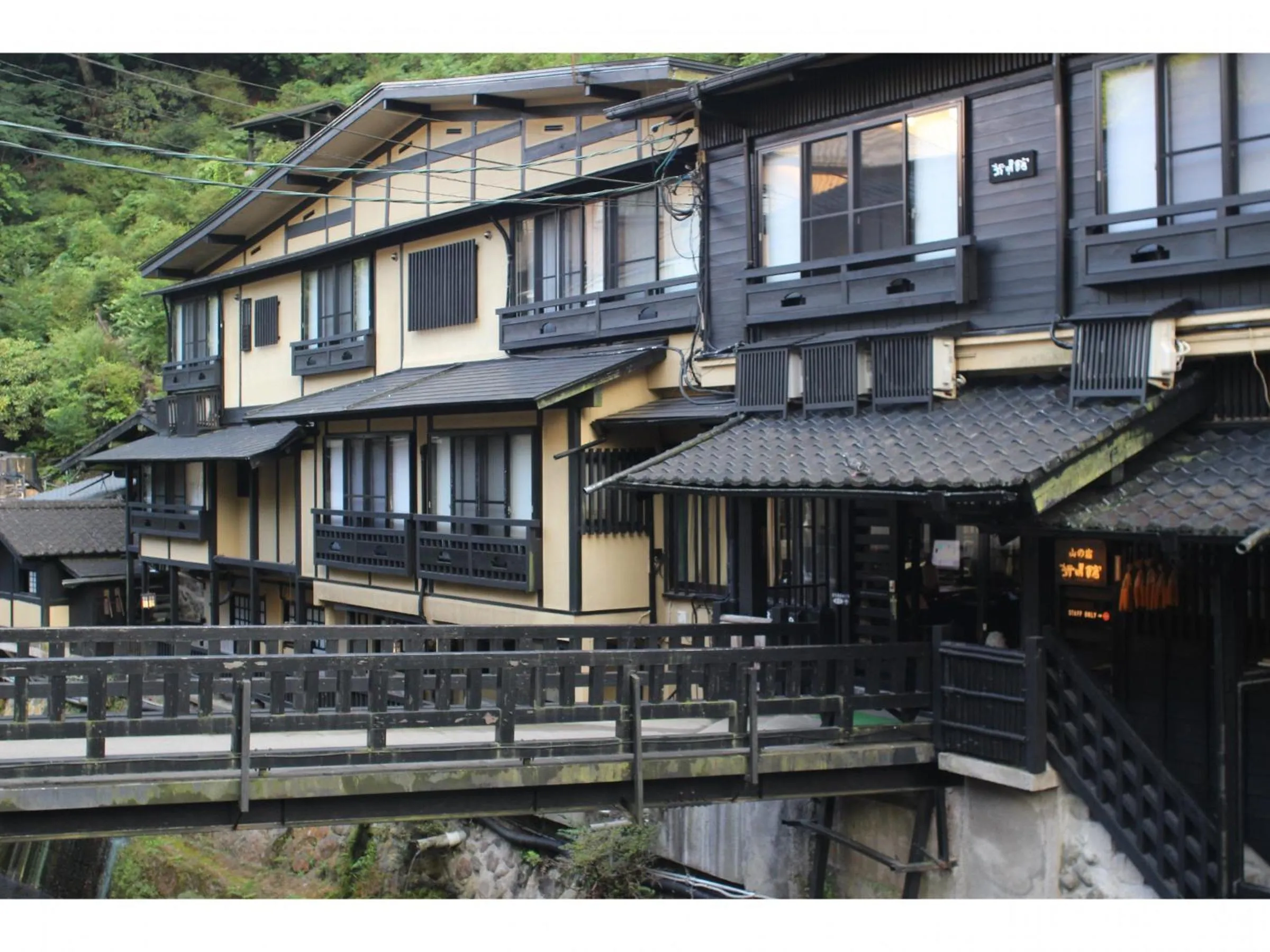 Property building in Kurokawa Onsen Yama no Yado Shinmeikan