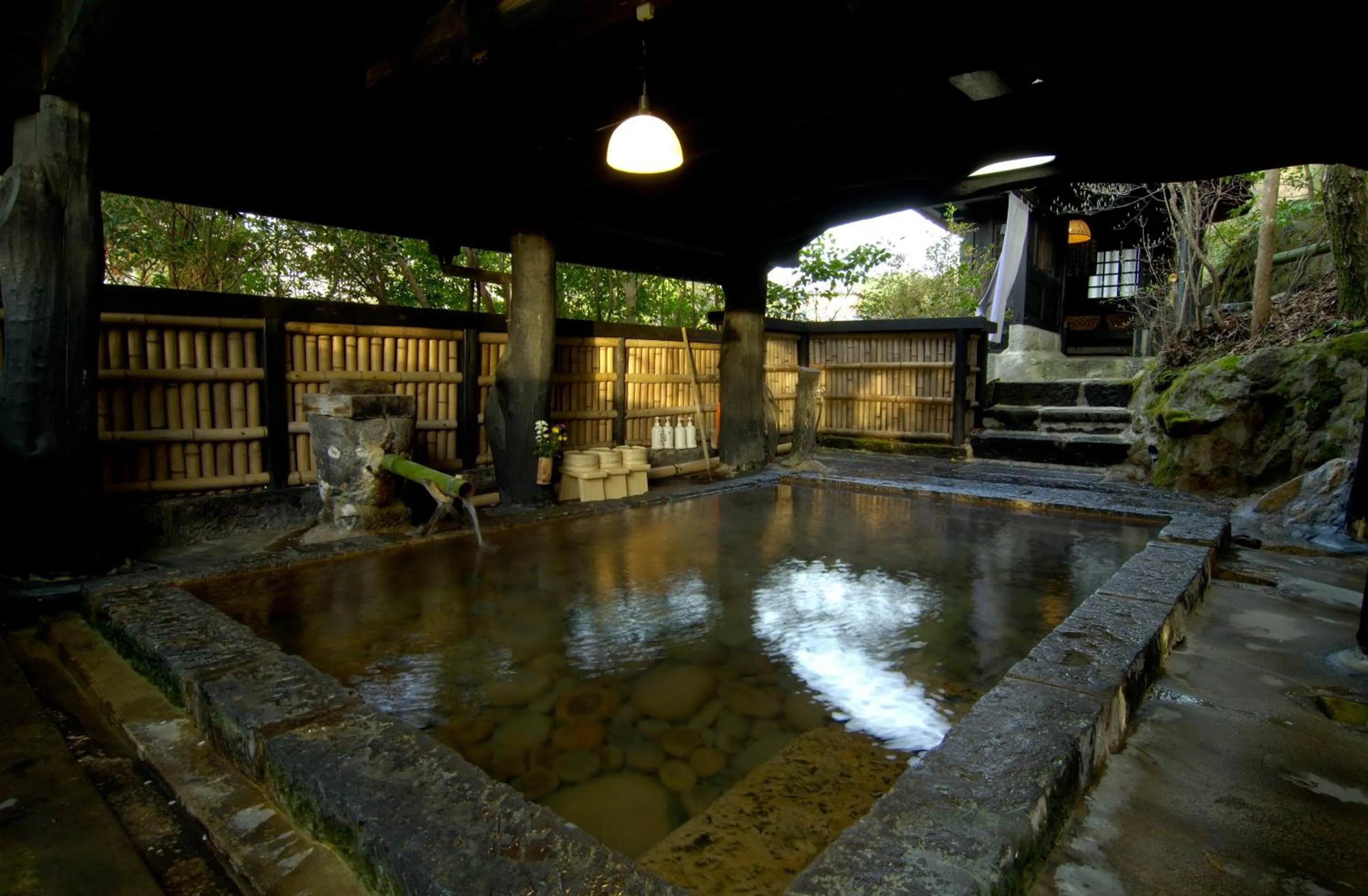 Hot Spring Bath in Kurokawa Onsen Yama no Yado Shinmeikan