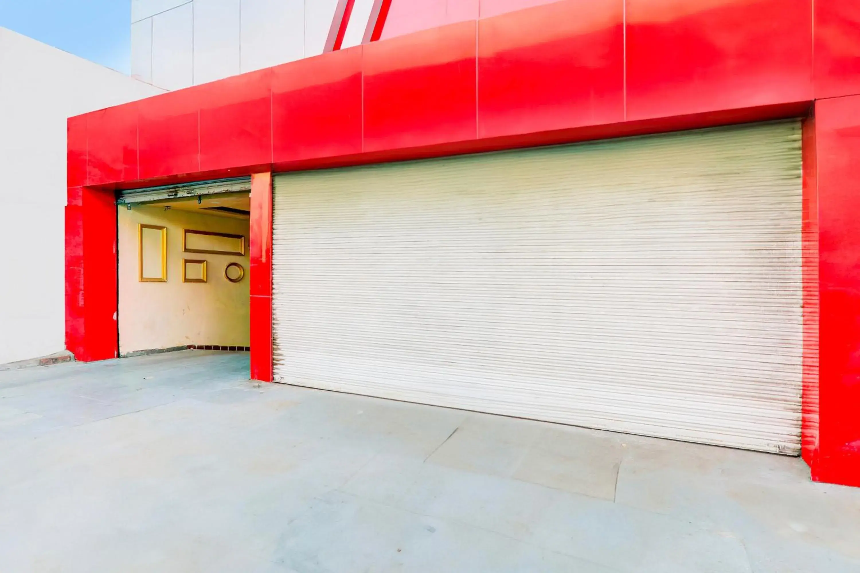 Facade/entrance in Super Collection O Alambagh Formerly BM Palace Facade/entrance in Super Collection O Alambagh Formerly BM Palace