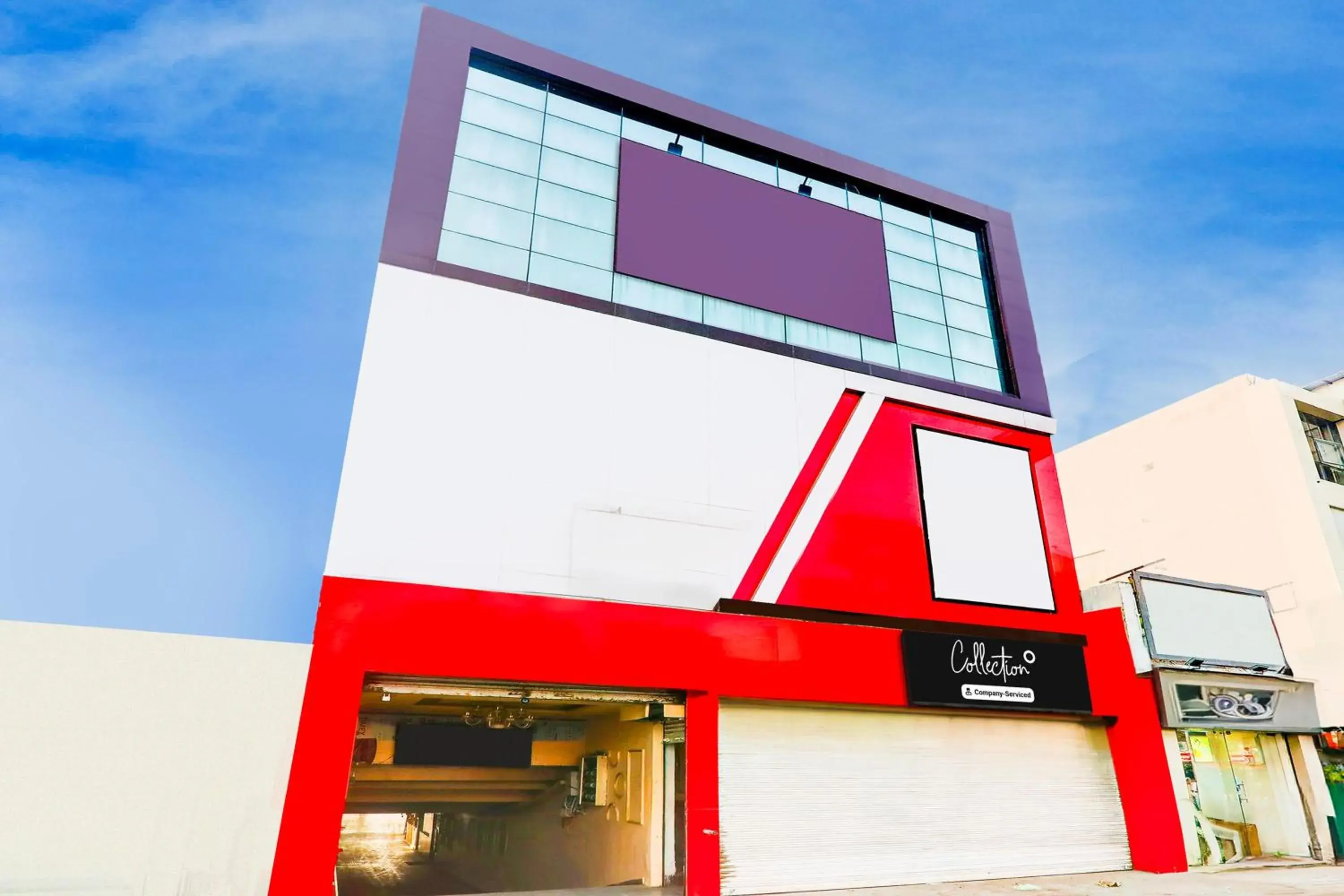 Facade/entrance in Super Collection O Alambagh Formerly BM Palace Facade/entrance in Super Collection O Alambagh Formerly BM Palace