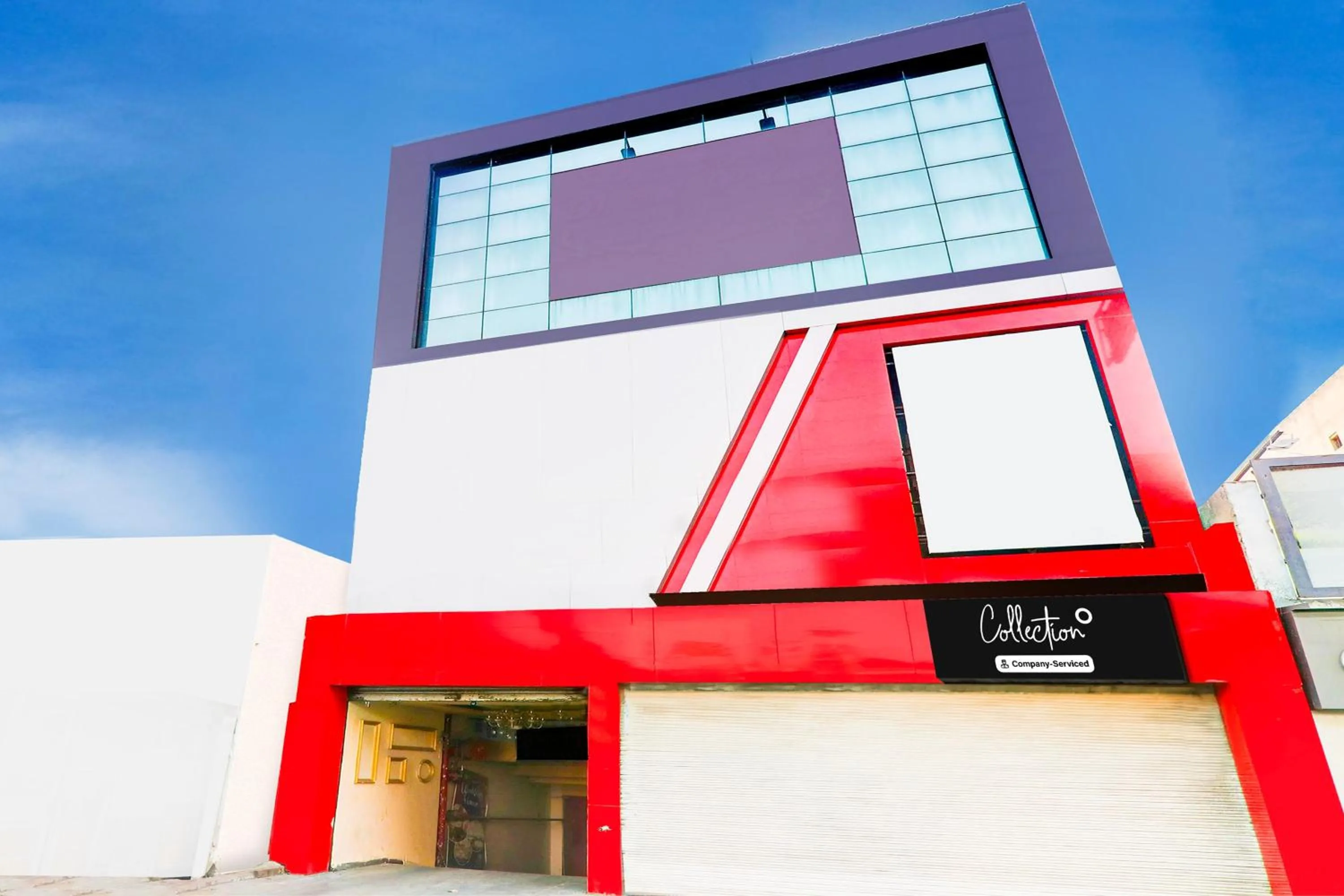 Facade/entrance in Super Collection O Alambagh Formerly BM Palace