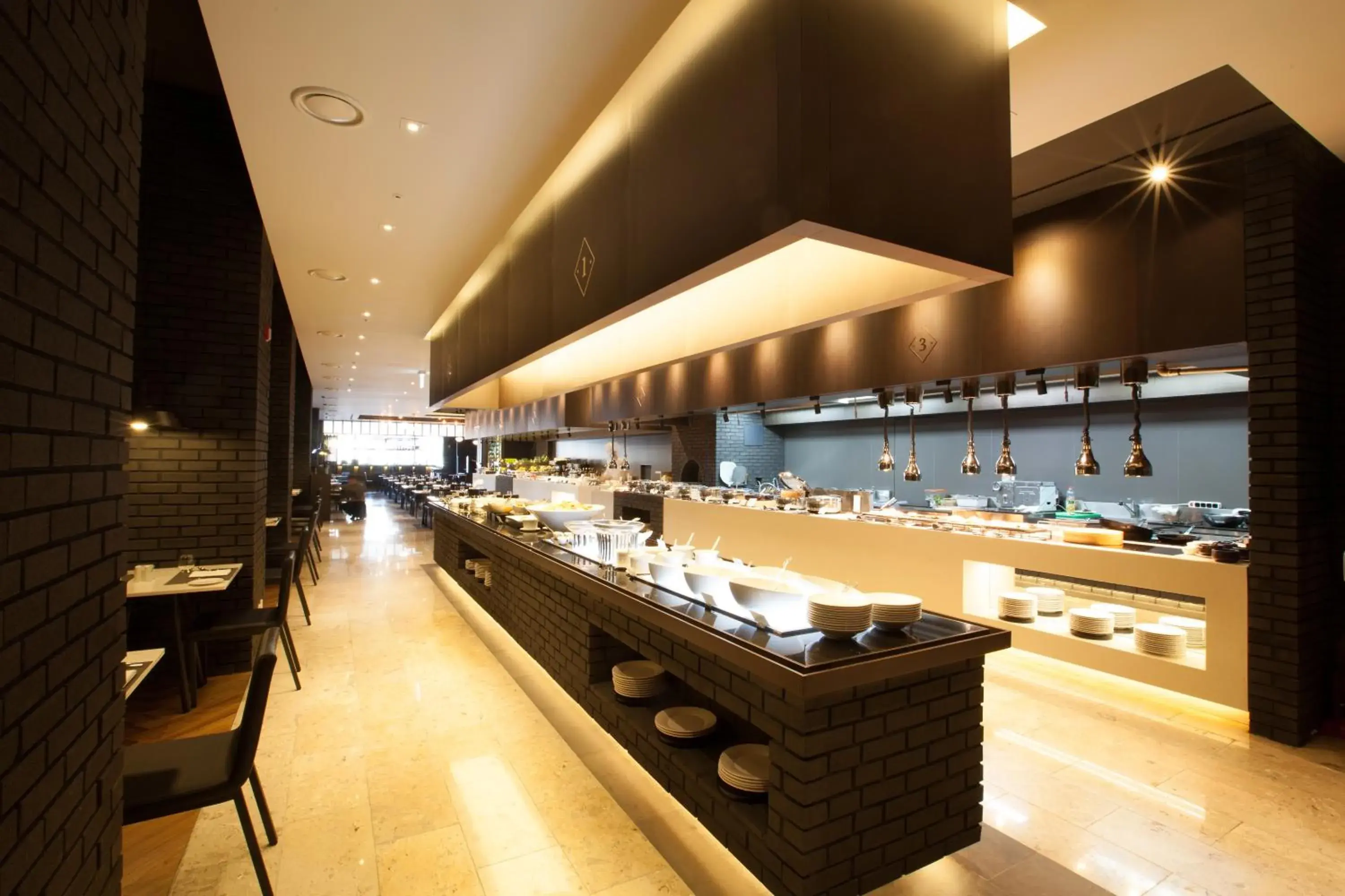 Restaurant/places to eat in GLAD Yeouido Restaurant/places to eat in GLAD Yeouido