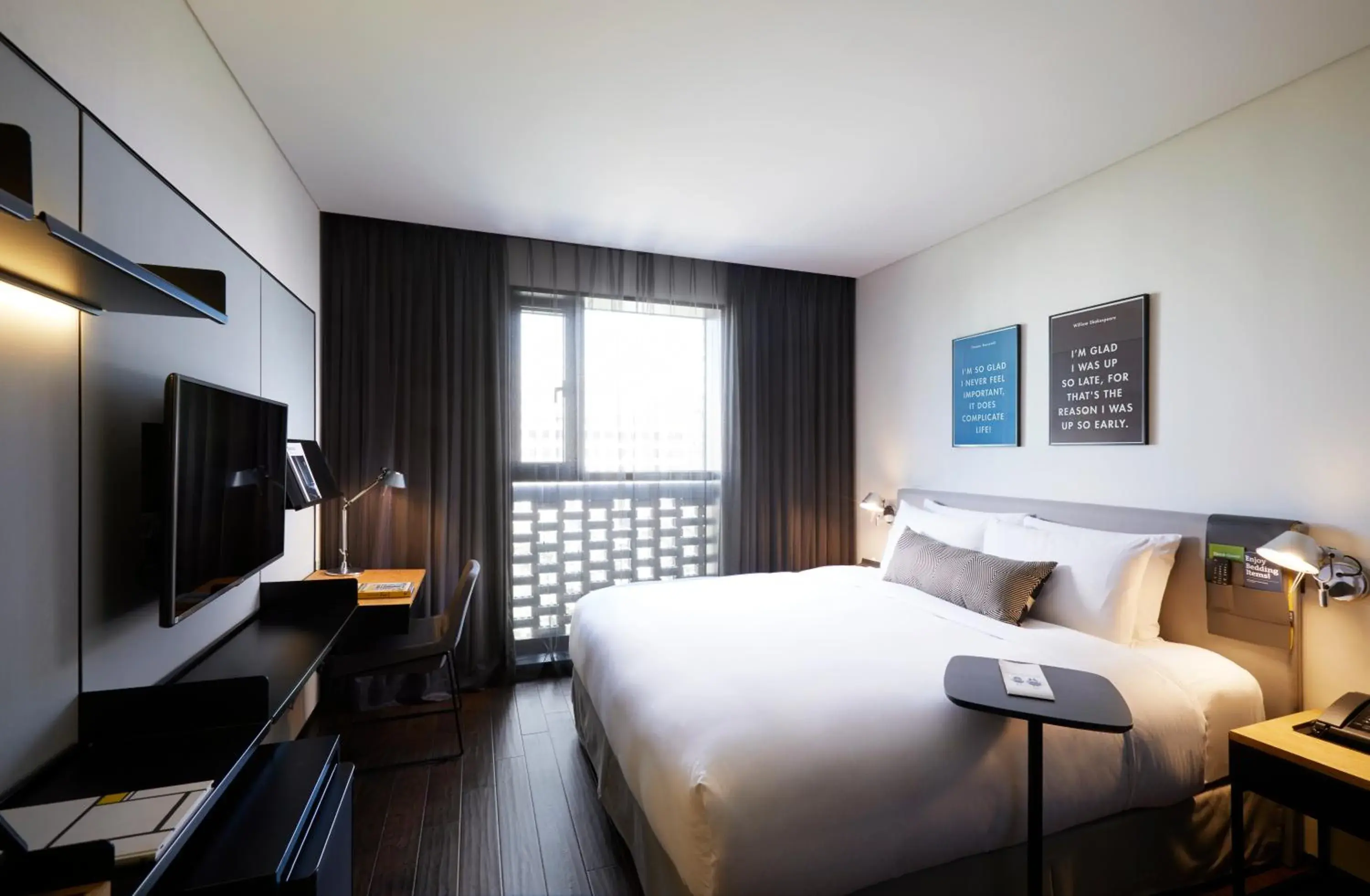 Photo of the whole room, Bed in GLAD Yeouido Photo of the whole room, Bed in GLAD Yeouido