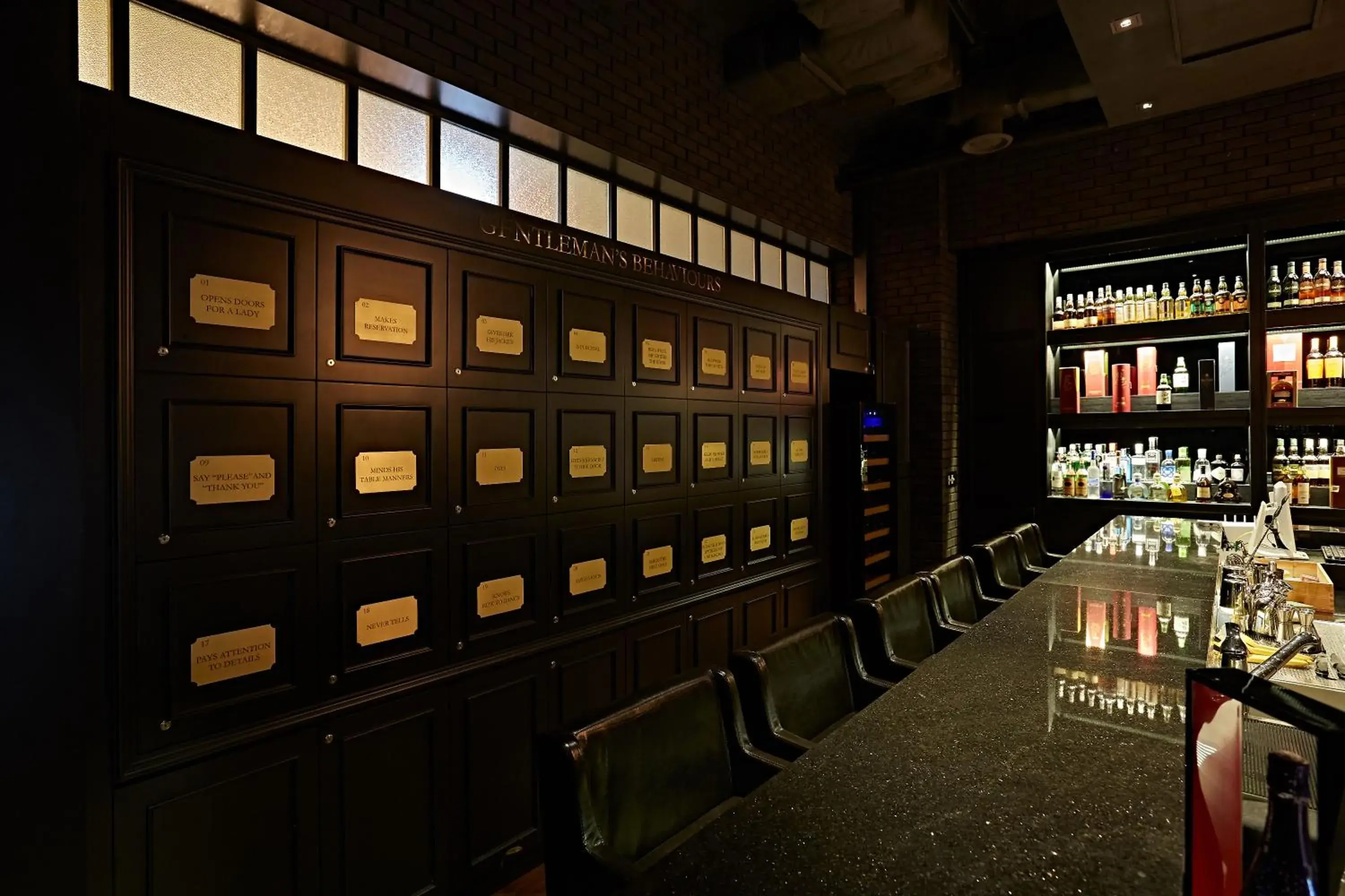 Lounge or bar in GLAD Yeouido Lounge or bar in GLAD Yeouido